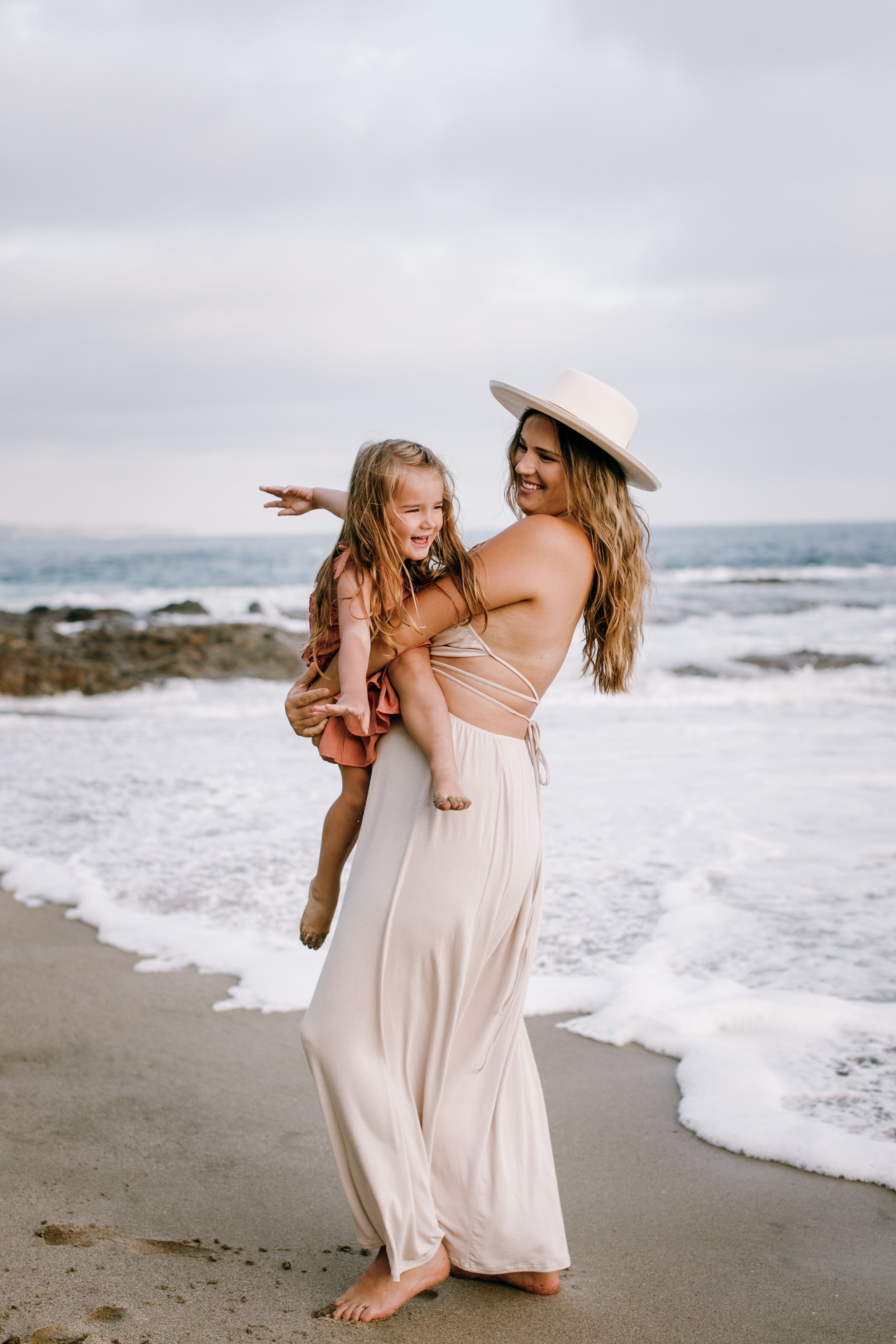 OC Family Photographer, Orange County Family Photographer, Laguna Beach Family Photographer, Laguna Beach Family Session, Shaw's Cove Family Session, Southern California Family Photographer, Laguna