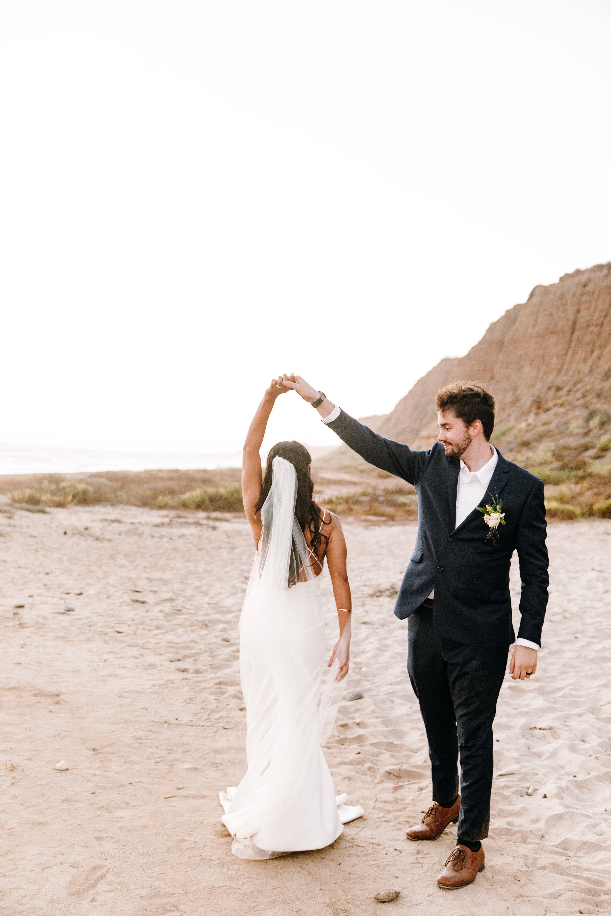 OC wedding photographer, Orange County wedding photographer, San Clemente wedding photographer, OC elopement photographer, Southern California wedding Photographer, San Onofre wedding, San Clemente