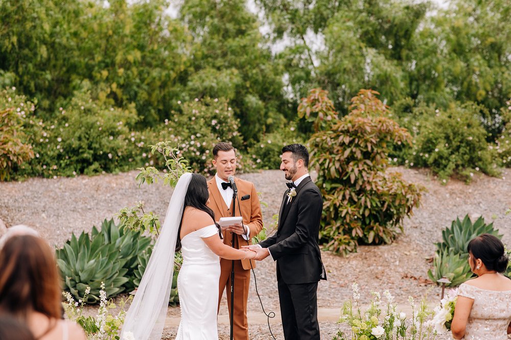 gold coast farm wedding, orange county wedding photographer, southern California wedding photographer, orange county weddings, farm wedding, rustic wedding, barn wedding