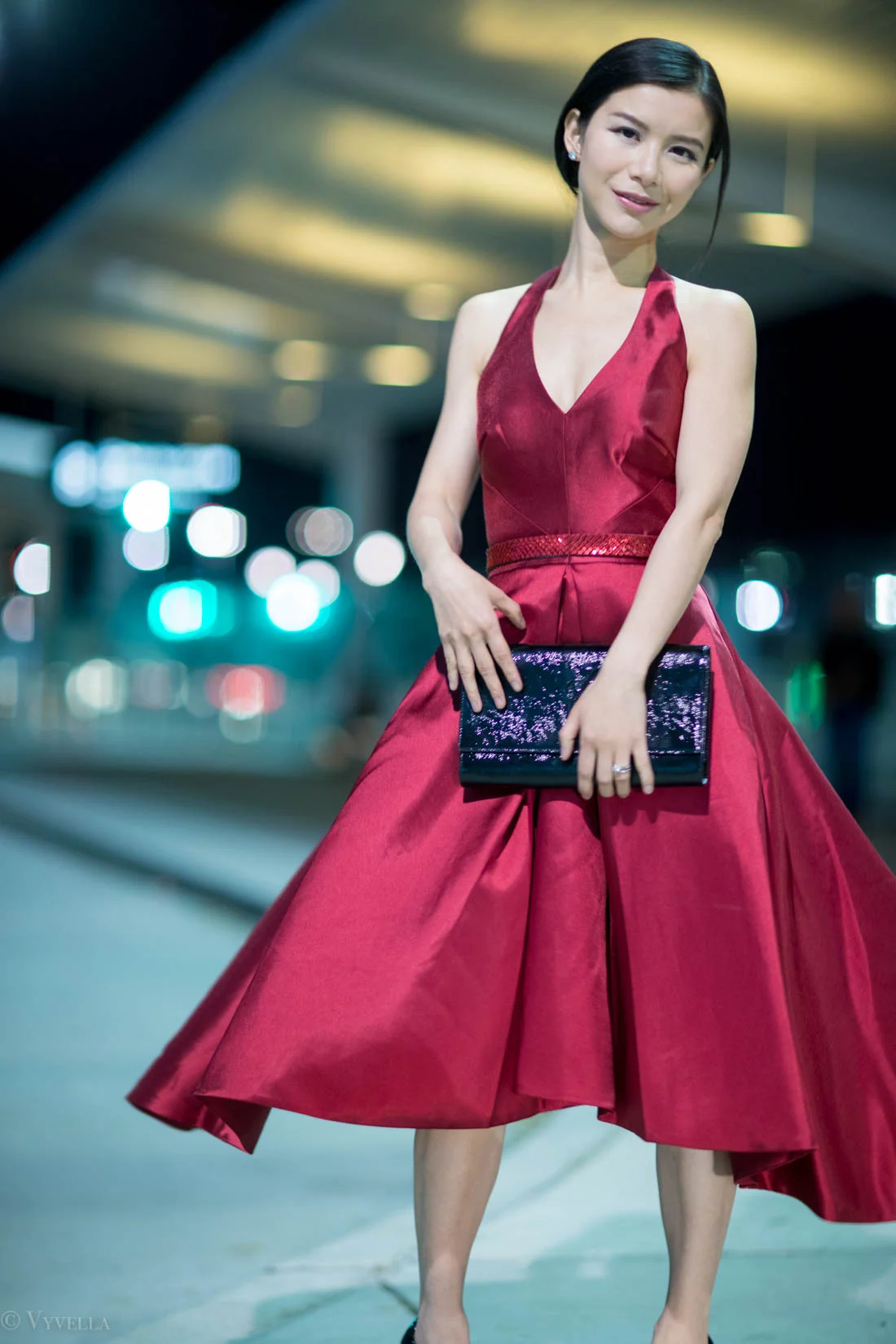 looks_red-high-low-halter-dress_05.jpg