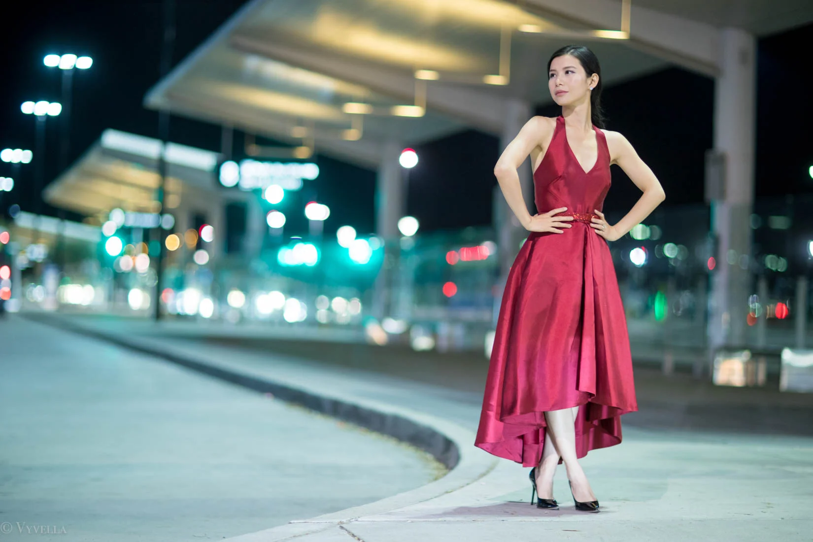 looks_red-high-low-halter-dress_11.jpg