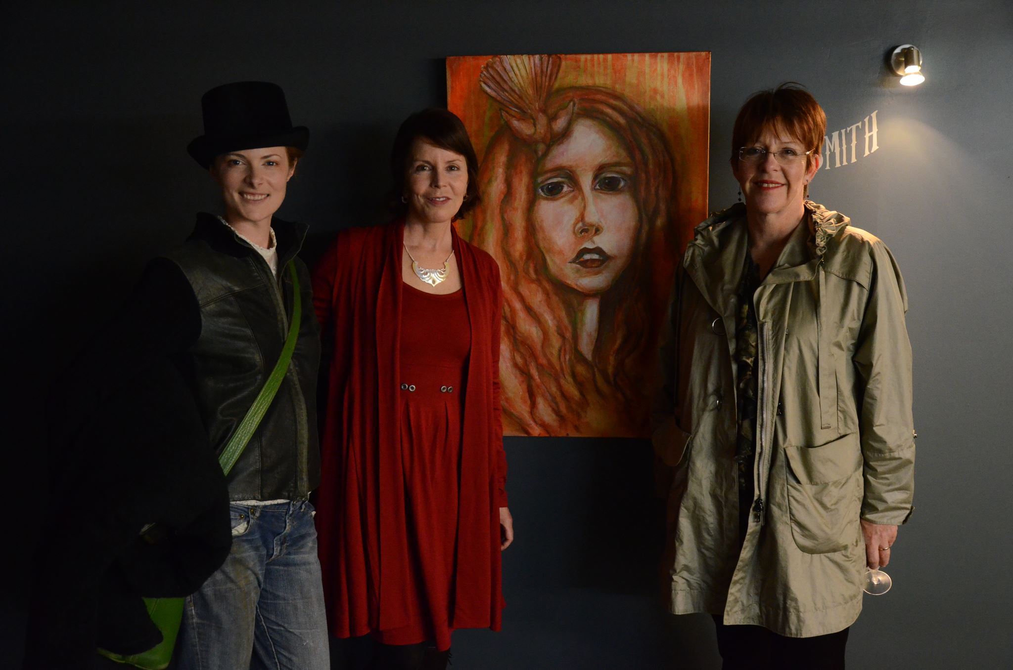 Cat auburn, Stephanie Sinclaire Lightsmith and Mayor Celia Wade-Brown with Girl With Fantail by Stephanie Sinclaire Lightsmith