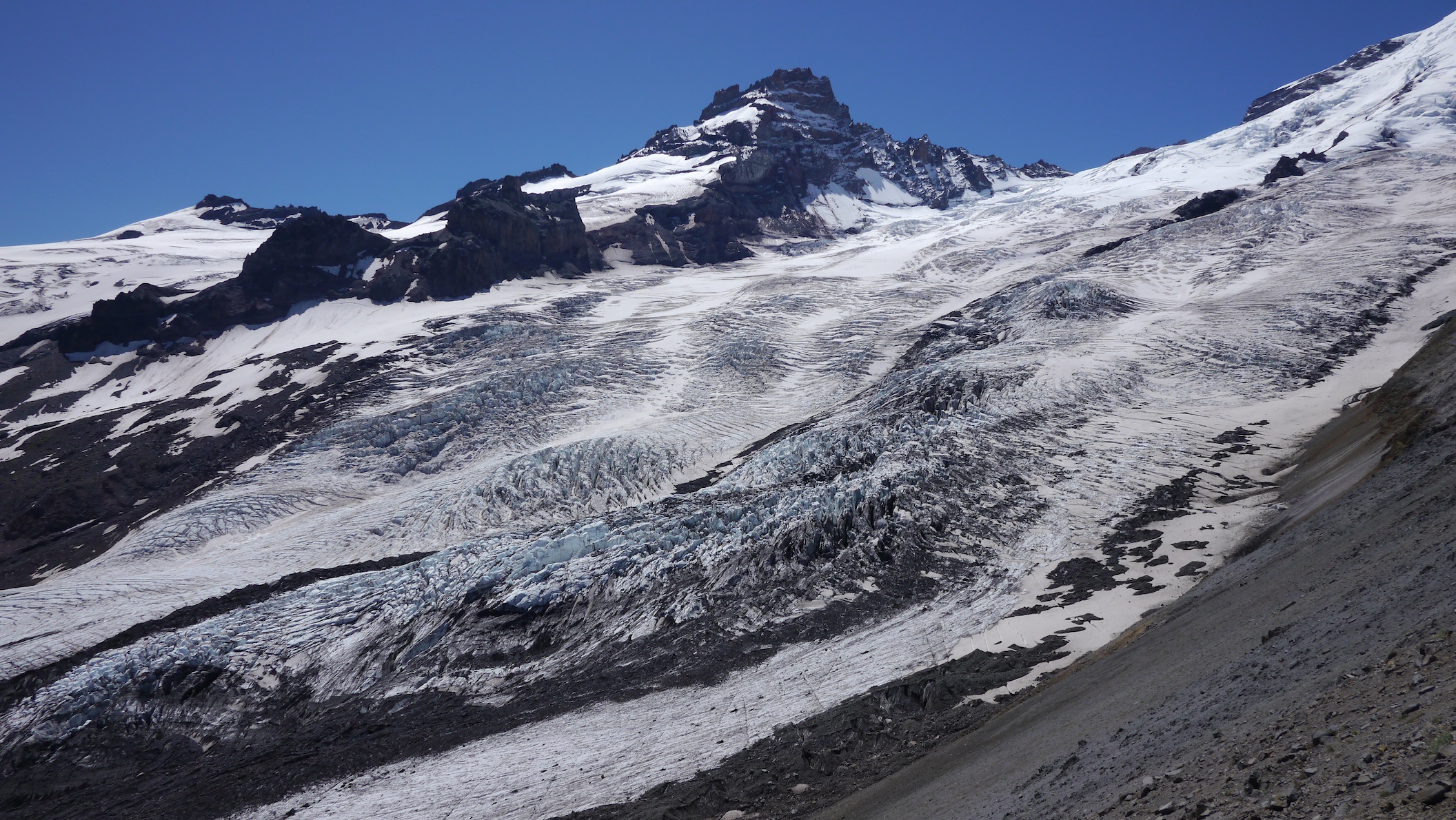 the world of ice and rock, Emmons glacier and Little Tahoma