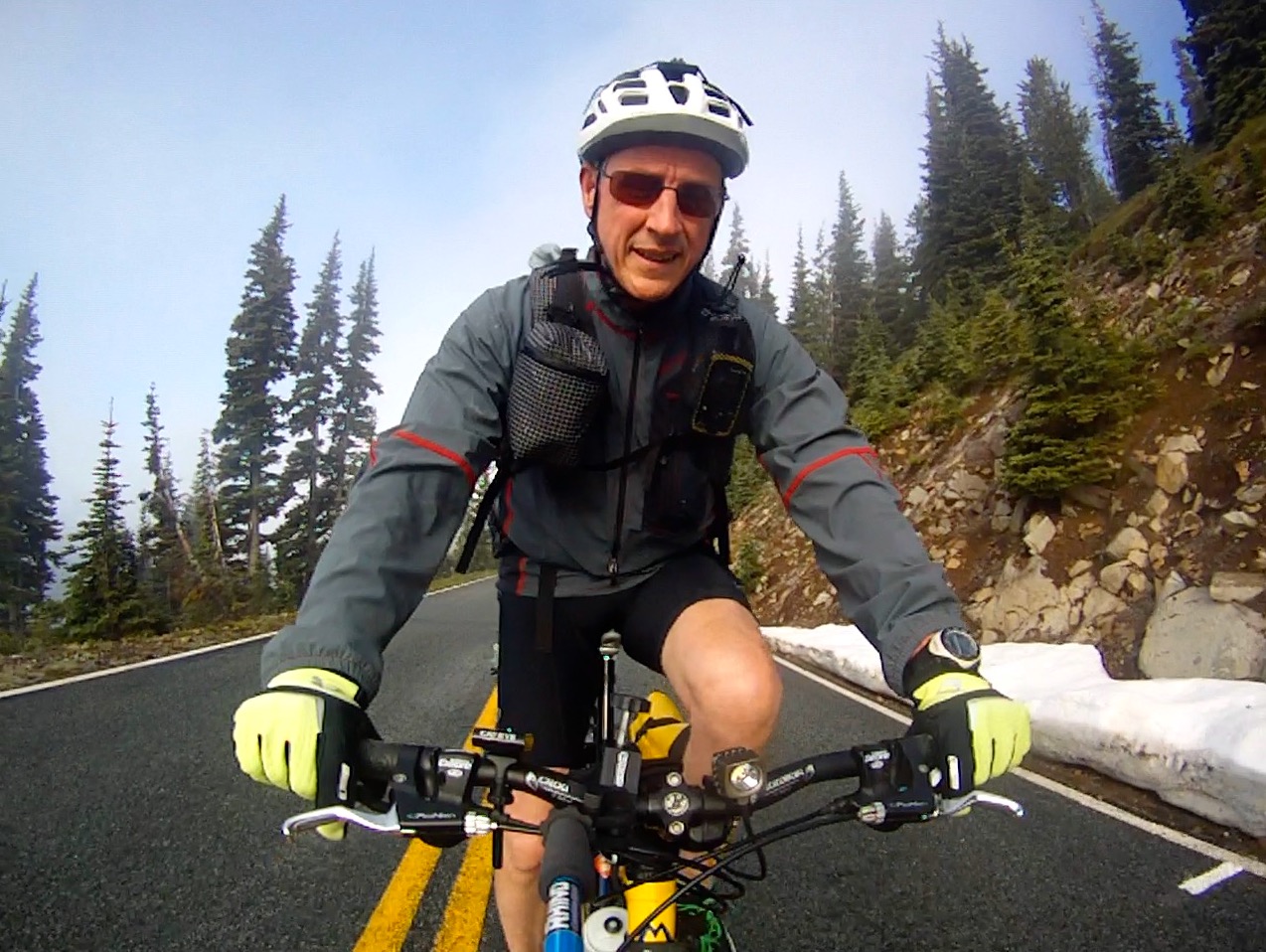 Zimmerbuilt custom pack with shoulder strap pockets (biking Rainier)