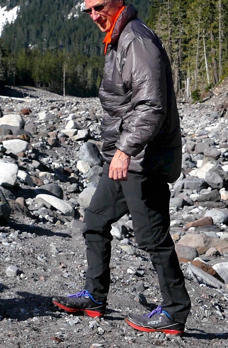 extra length on Skaha Apex jacket covers backside