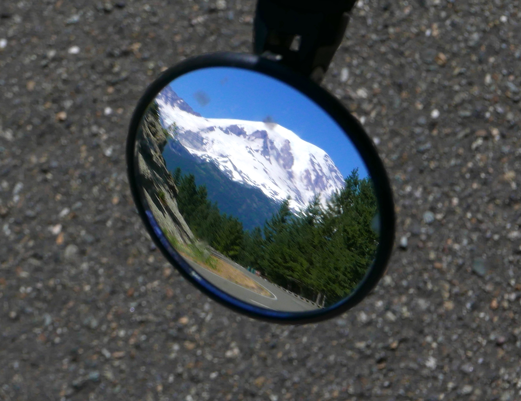 view in the mirror (which later fell out) on RIMROBOD