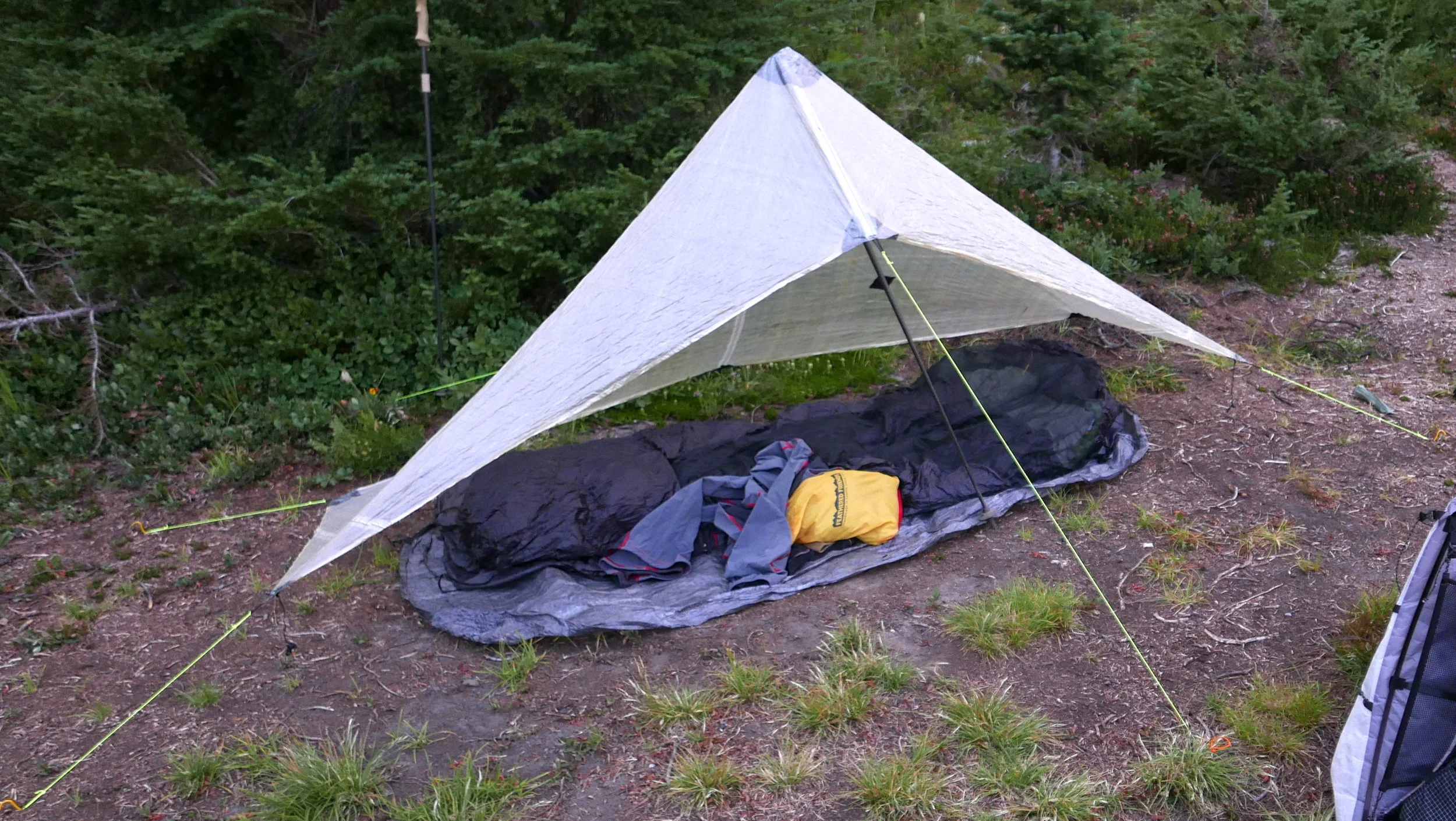 EE Recon on Glacier Peak orbit (with ZPacks Pocket Tarp and Poncho/Groundsheet