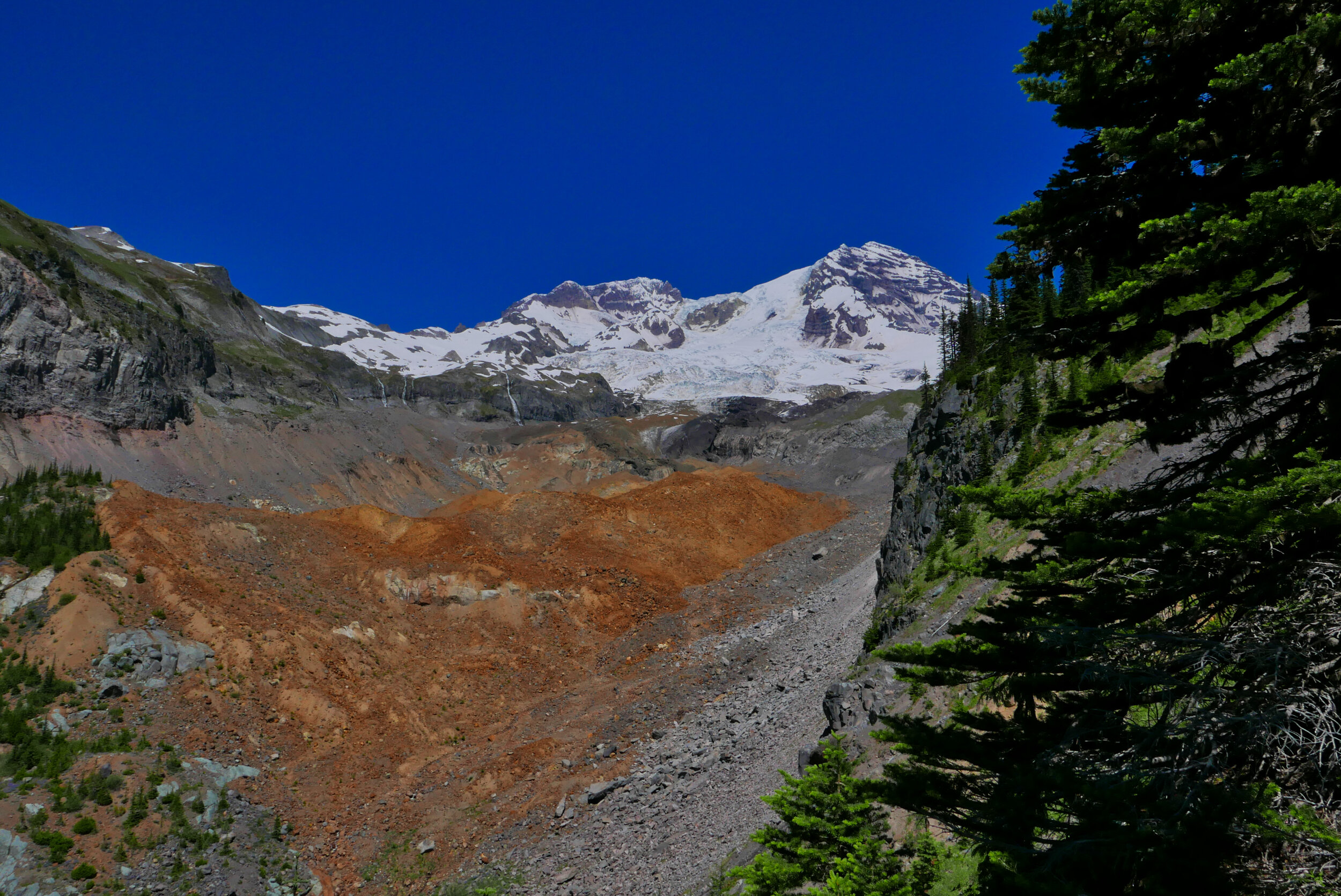 Tahoma Glacier deposits