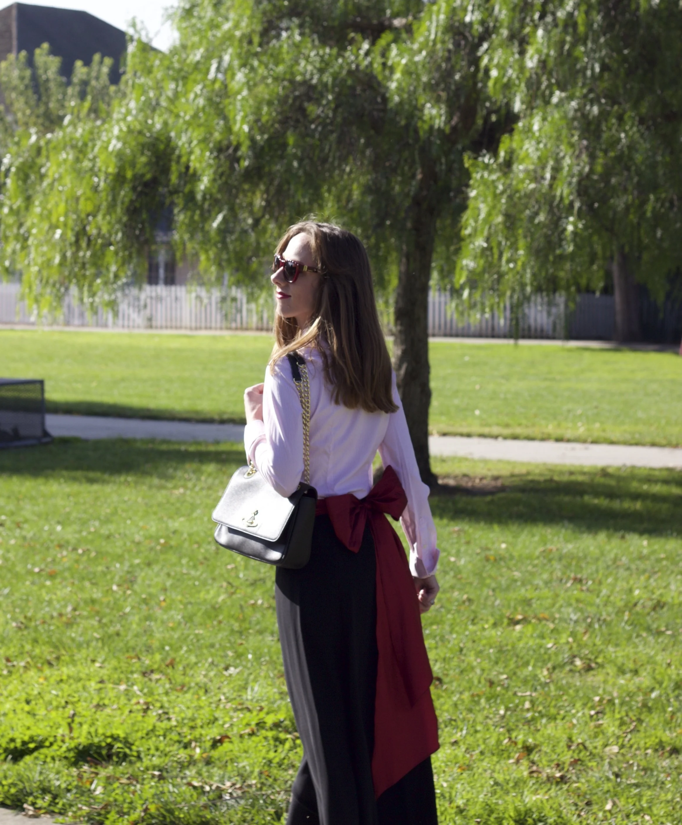 maxi-skirt-and-bow.jpg