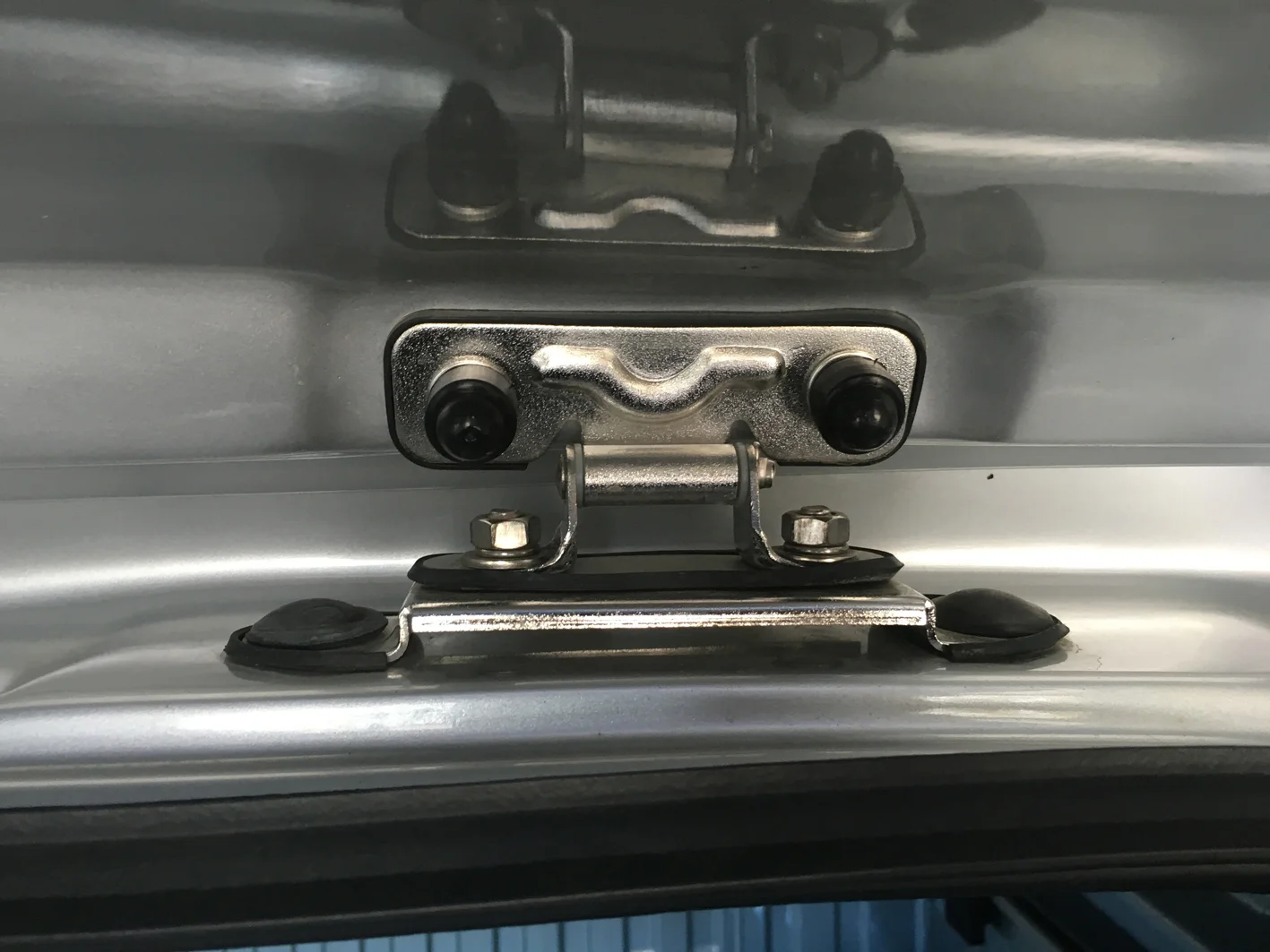 Quality Hinges &amp; Fittings