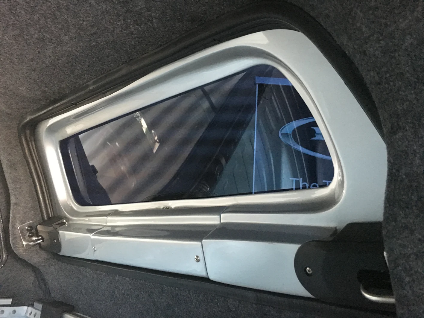 Fully Framed Dual Locking Doors
