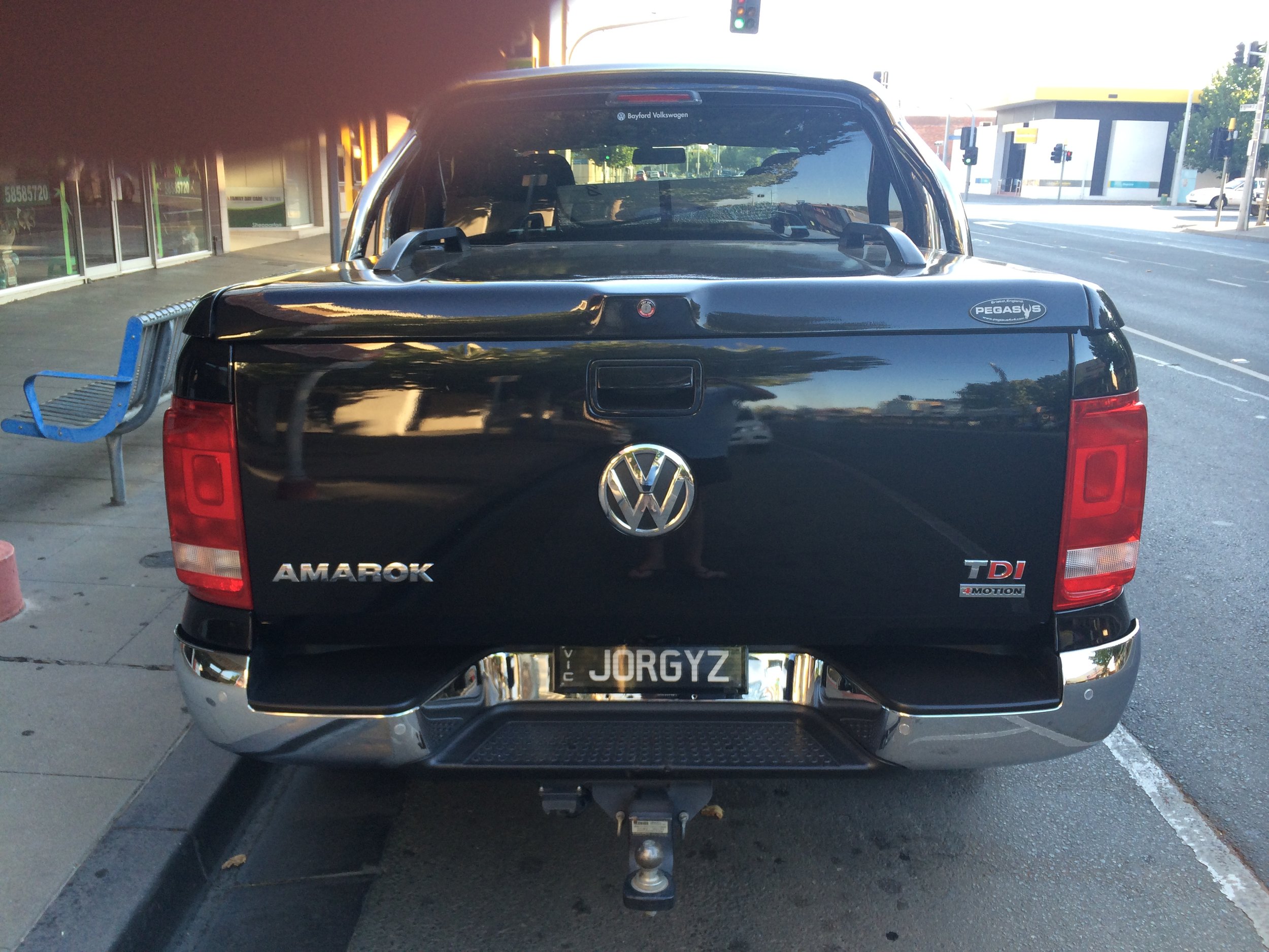 VW Amorok Top Up with Styling Bars black  2.JPG