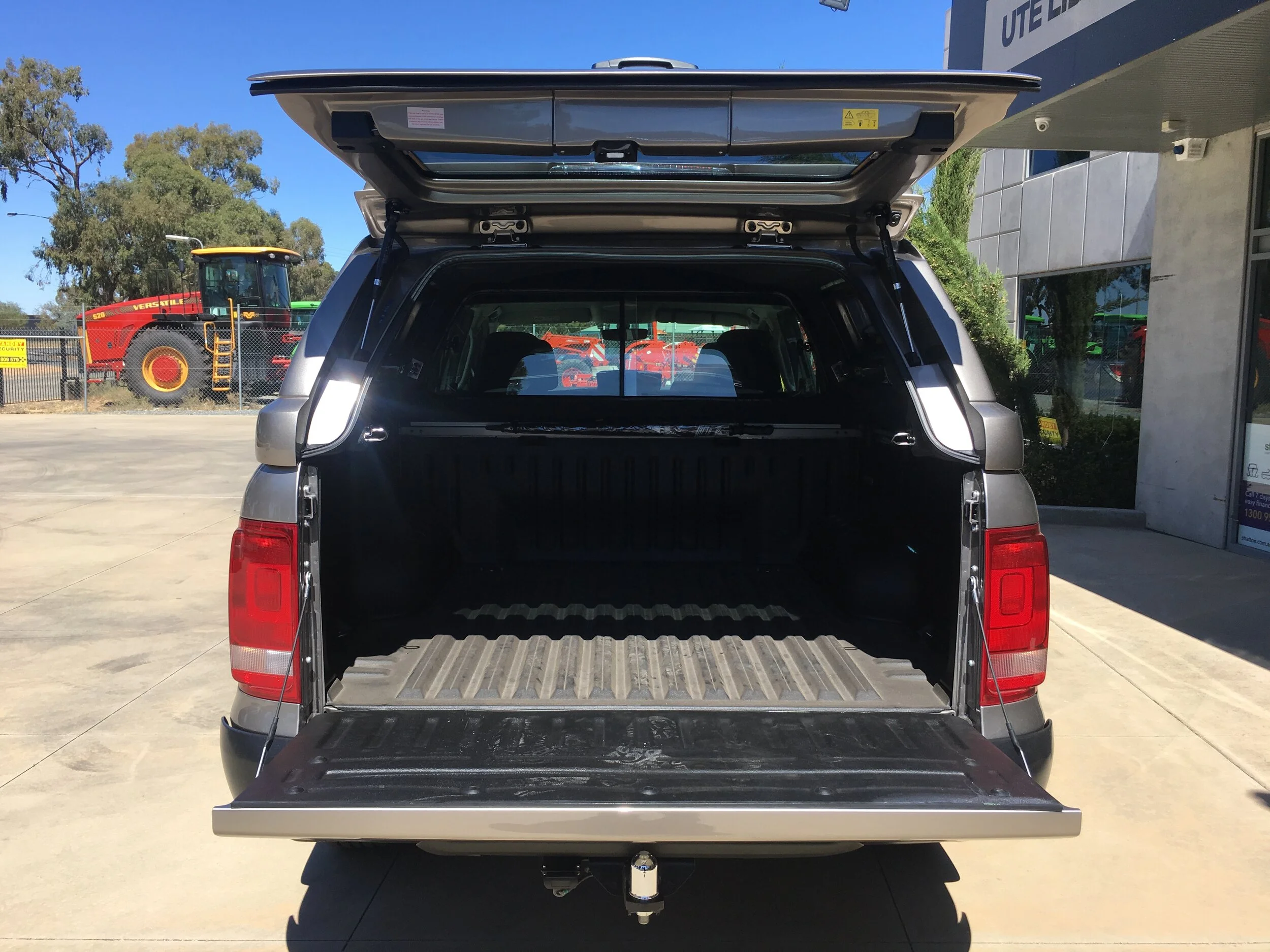 Volkswagen Amarok ELITE Mohave Biege 5.JPG