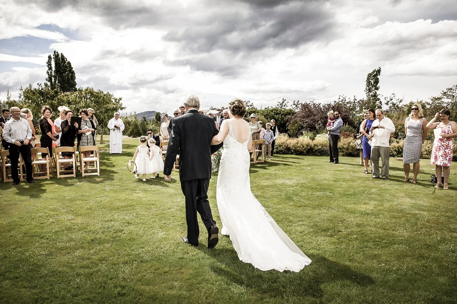 the-venue-wanaka-wedding-08.jpg