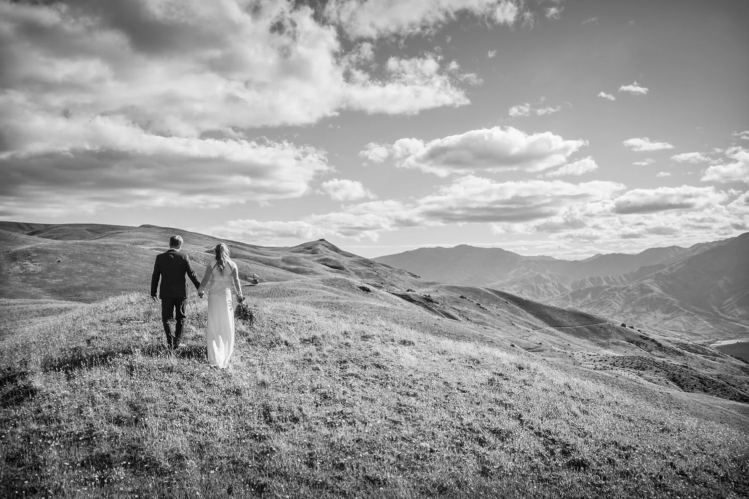 criffel-station-woolshed-wanaka-wedding-23.jpg