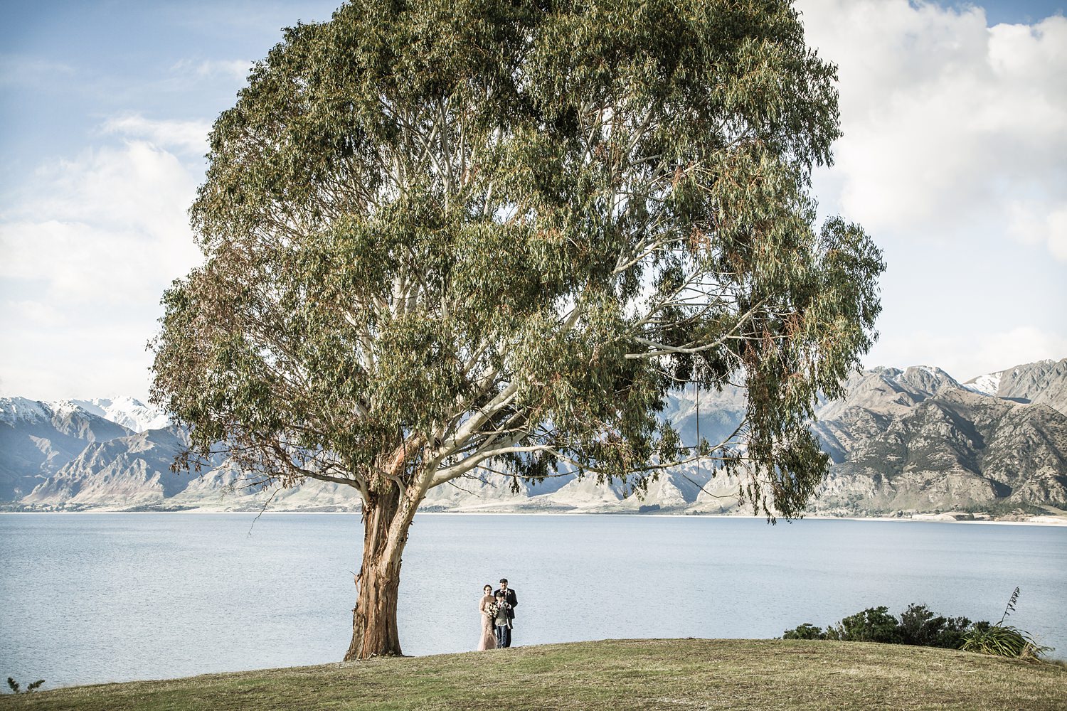 lake-hawea-elopement-wedding-photographer-04.jpg