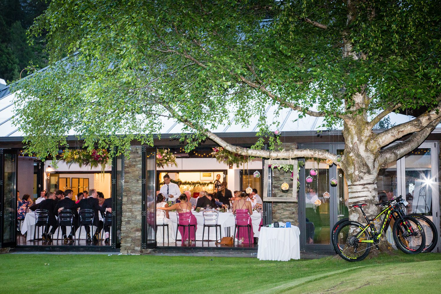 Edgewater resort picture perfect wedding venue