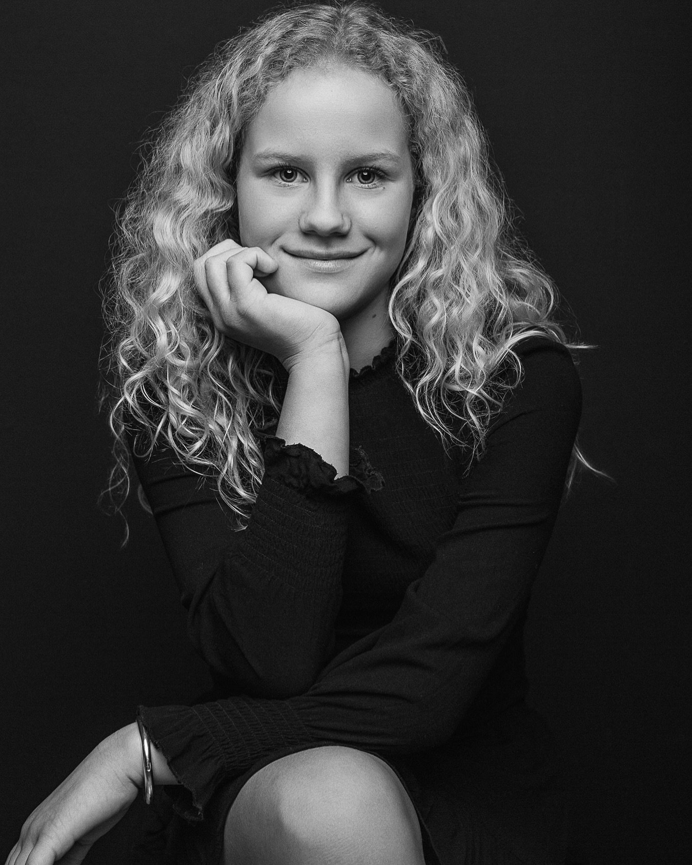 Portrait// L E X I 🦋

Last year of primary school for this young lady.  Time certainly does fly by when kids start school.  When each year is broken up into terms, I feel I focus a lot on what&rsquo;s happening in the term, whether that be academics