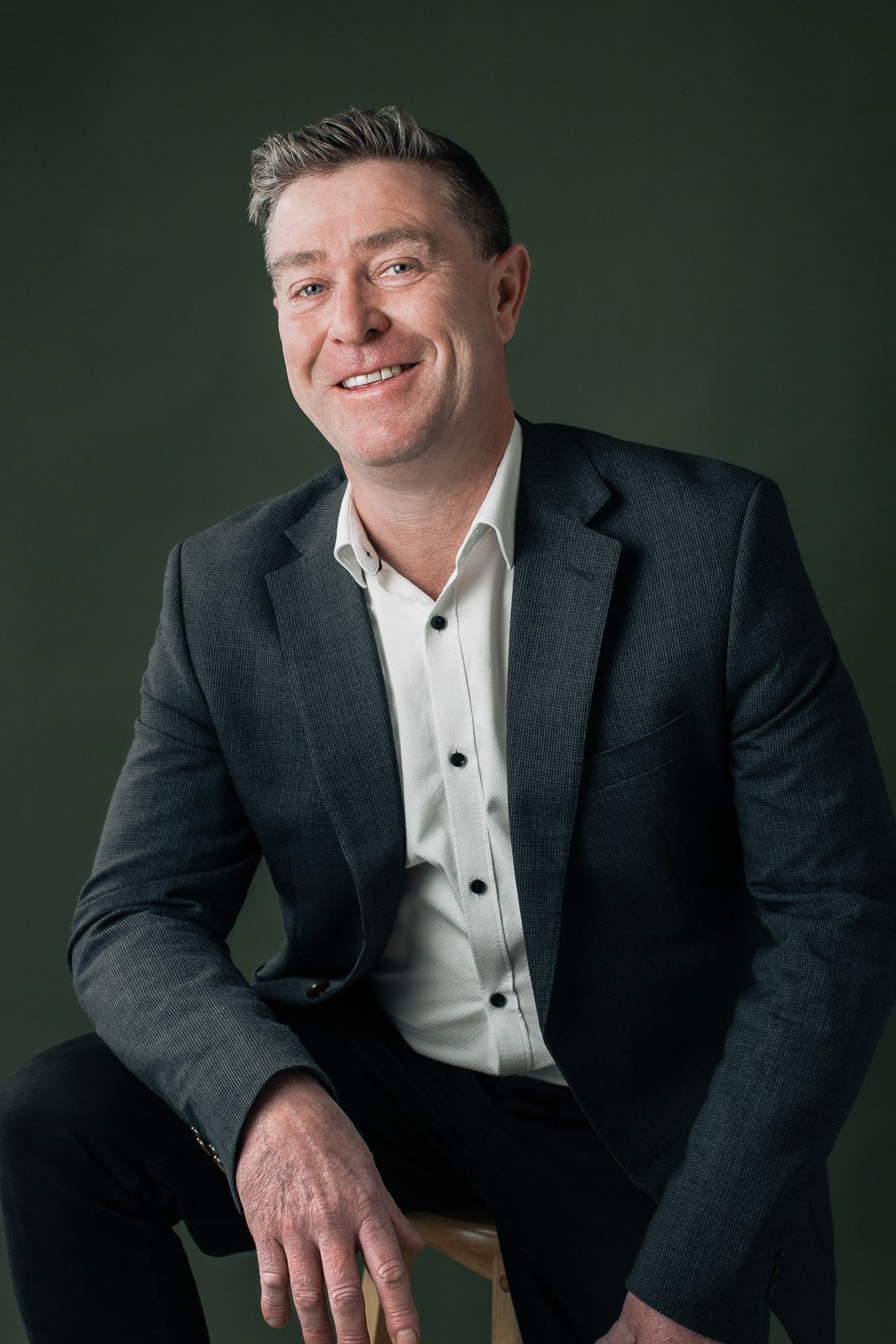Sally McCann Photographer - geelong photographer - geelong headshot photographer - geelong portrait photographer - Bellarine headshot photographer