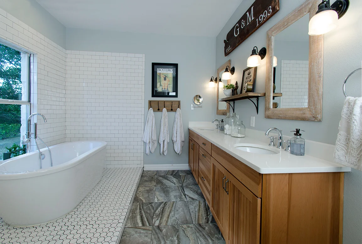 KMRemodeling_106_Brandon_m_bath_internet.jpg