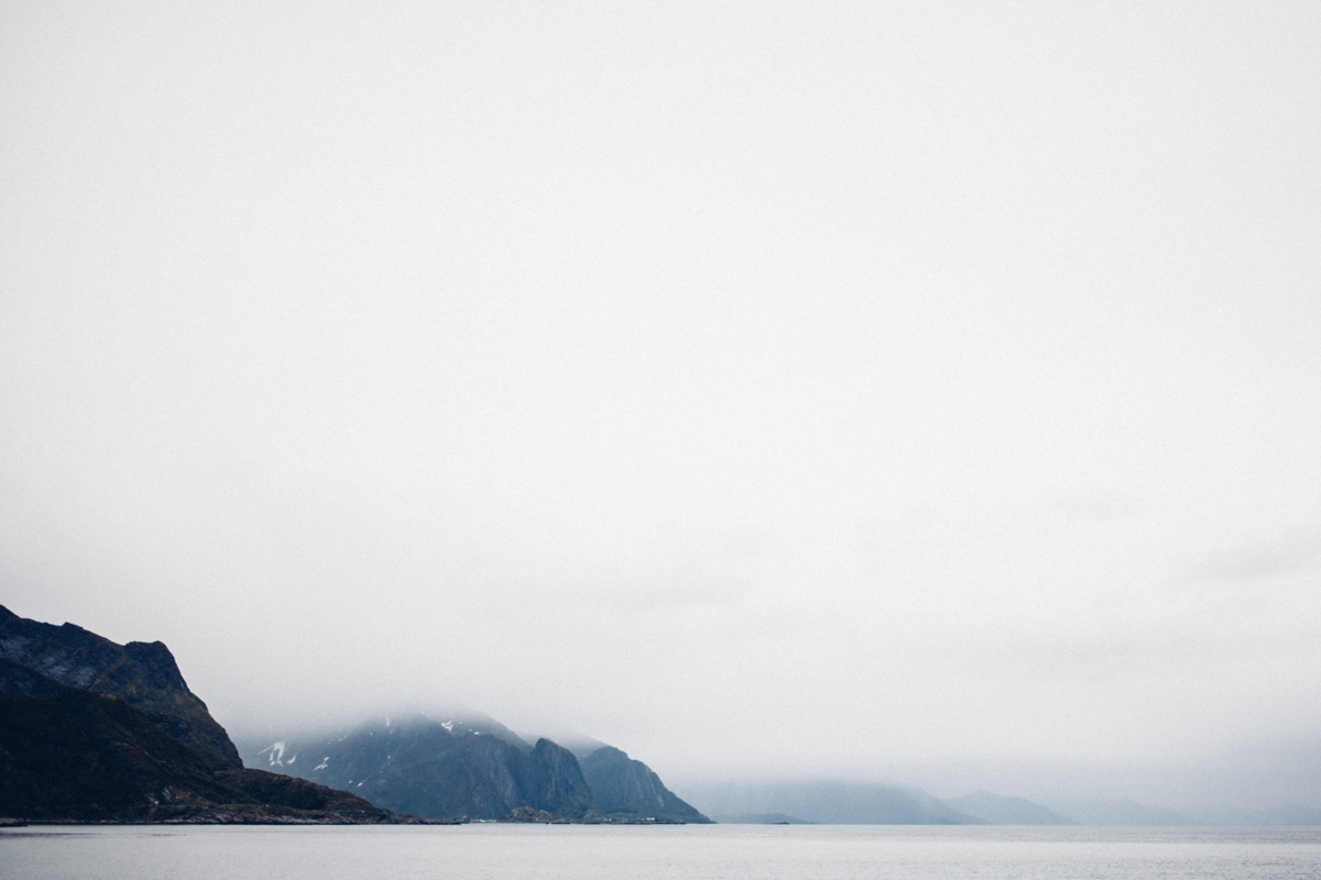 magnolia_mountain_lofoten.jpg