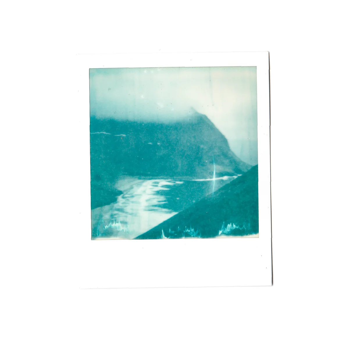 Magnolia_mountain_polaroid_nordland_.jpg