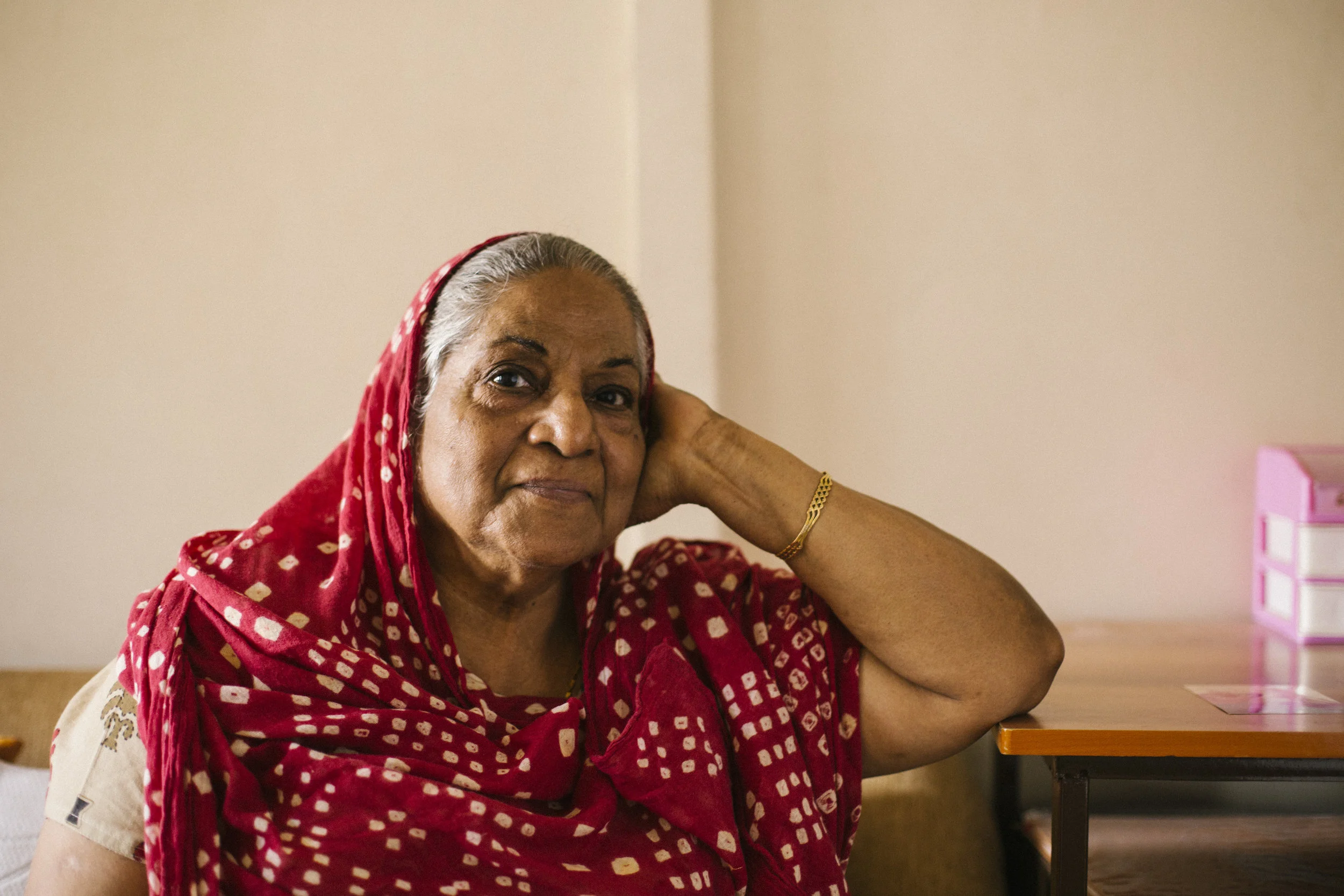 Rasheeda lives with her daughter-in-law, grandchildren and daughter's family in a quaint and beautiful ancestral home in Crawford market.