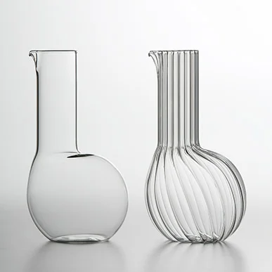  The very fine and smooth lines are inspired by the zoomorphic world 