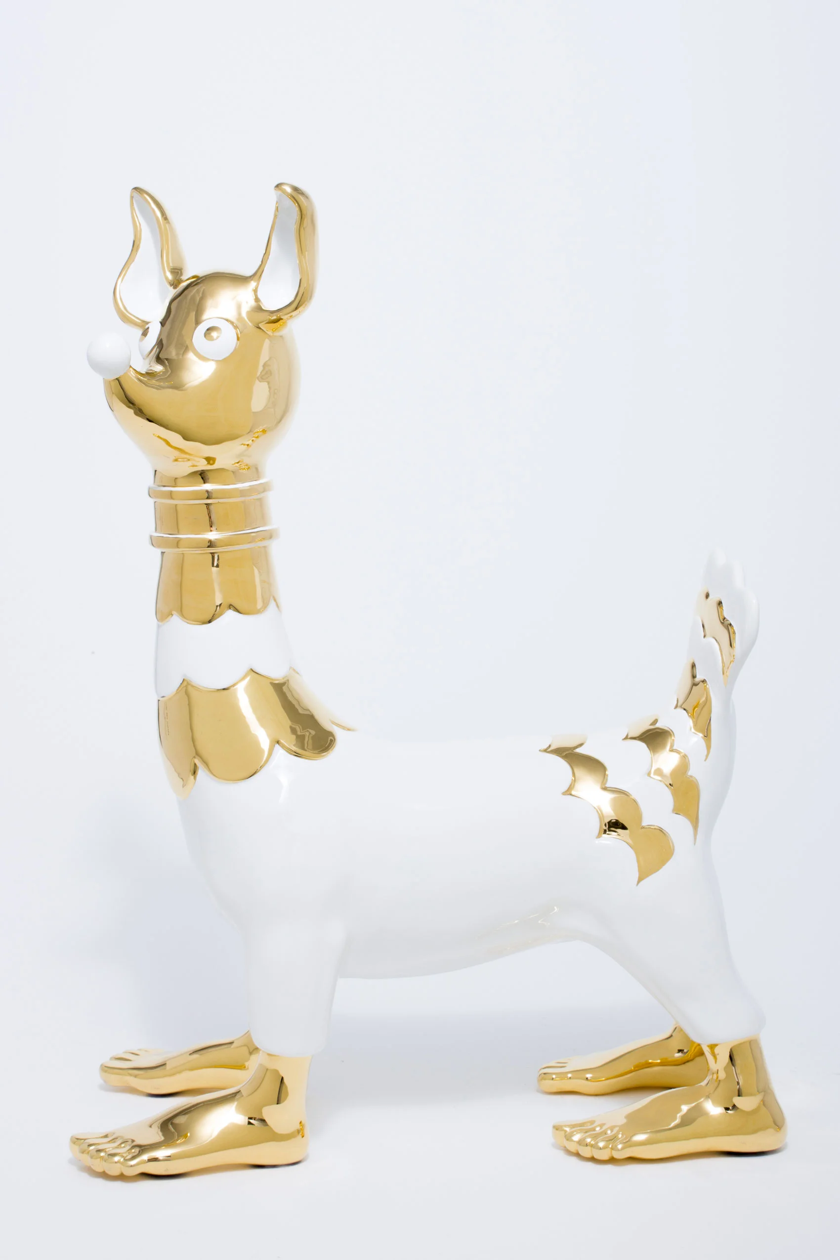  Hello! I'm Luky Dog! And you can buy me here! 