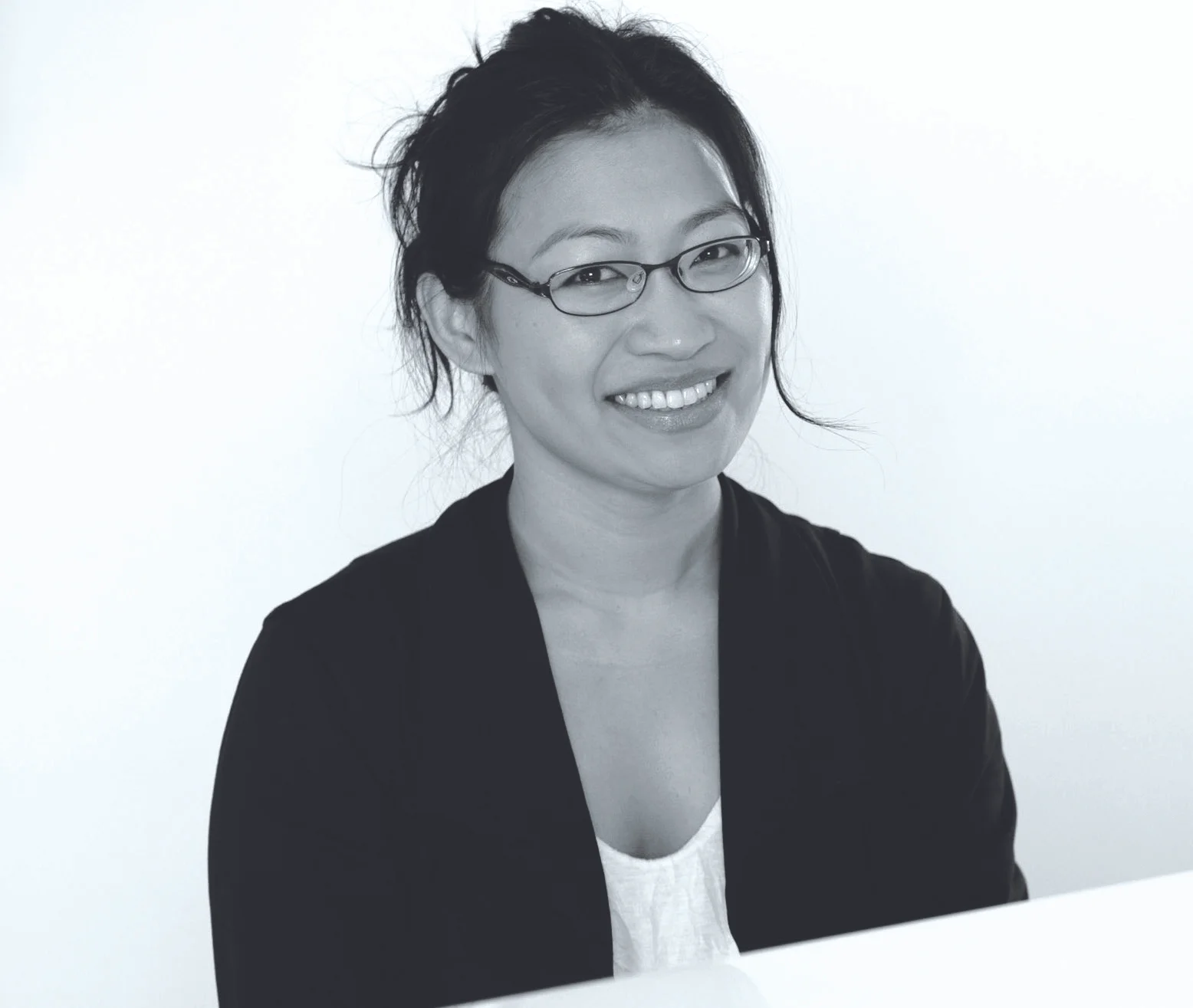 Headshot-Faye Chiao(B&W).jpg