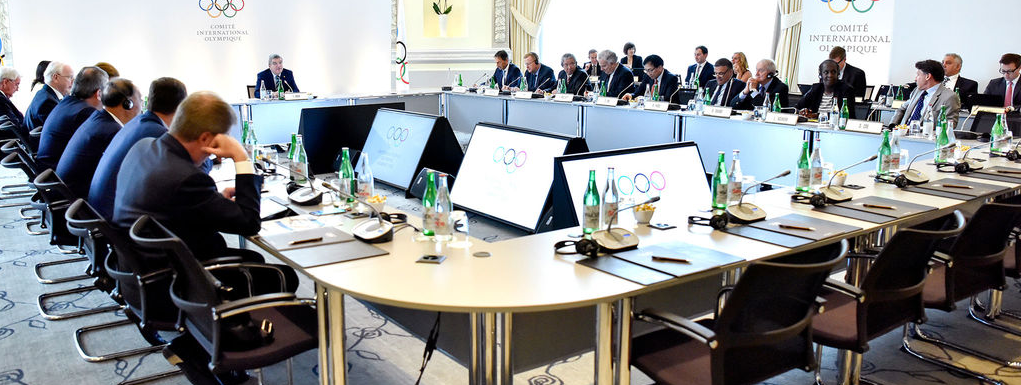 Thomas Bach (back, center) presiding over Tuesday's Olympic Summit at IOC headquarters in Lausanne, Switzerland. (Christophe Moratal / IOC)