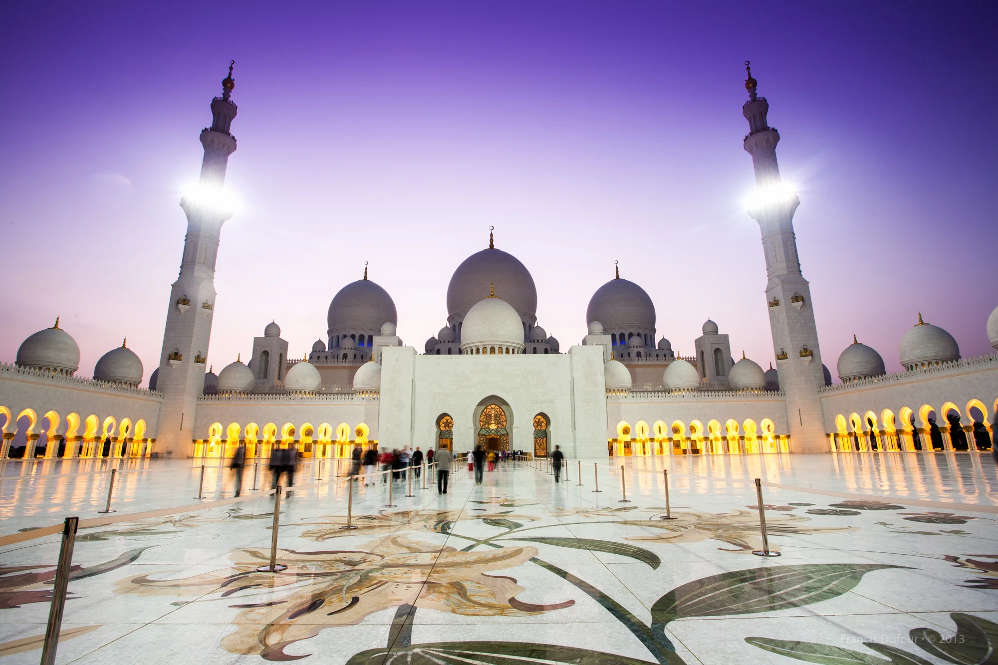 FD-IMG_1996-uae-abu-dhabi-mosque.jpg