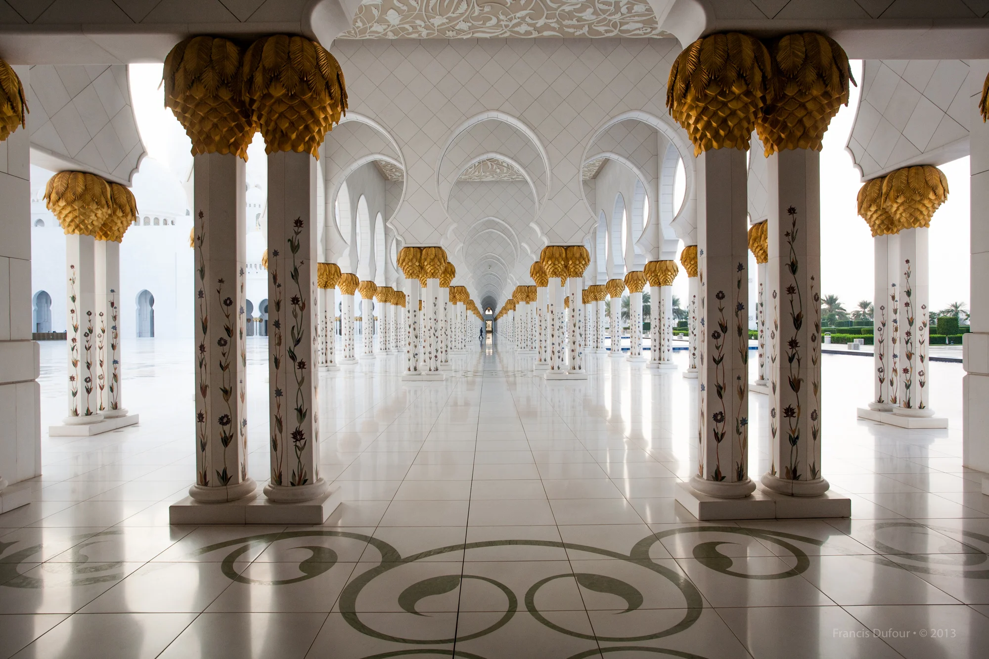 FD-IMG_1937-uae-abu-dhabi-mosque.jpg