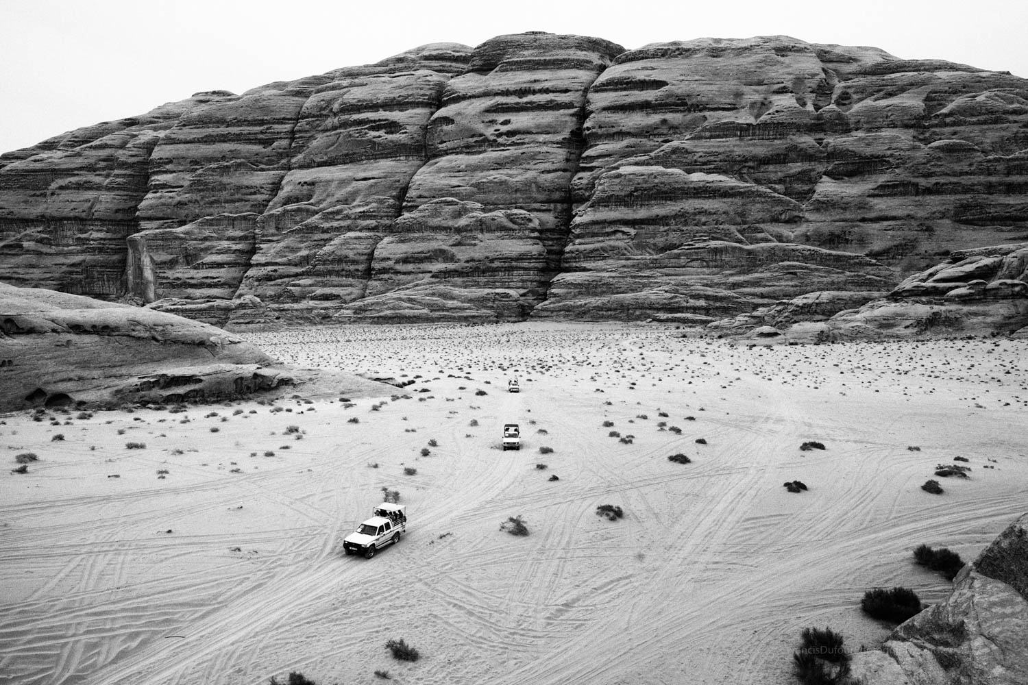 FD-IMG-7203-jordan-wadi-rum-convoy