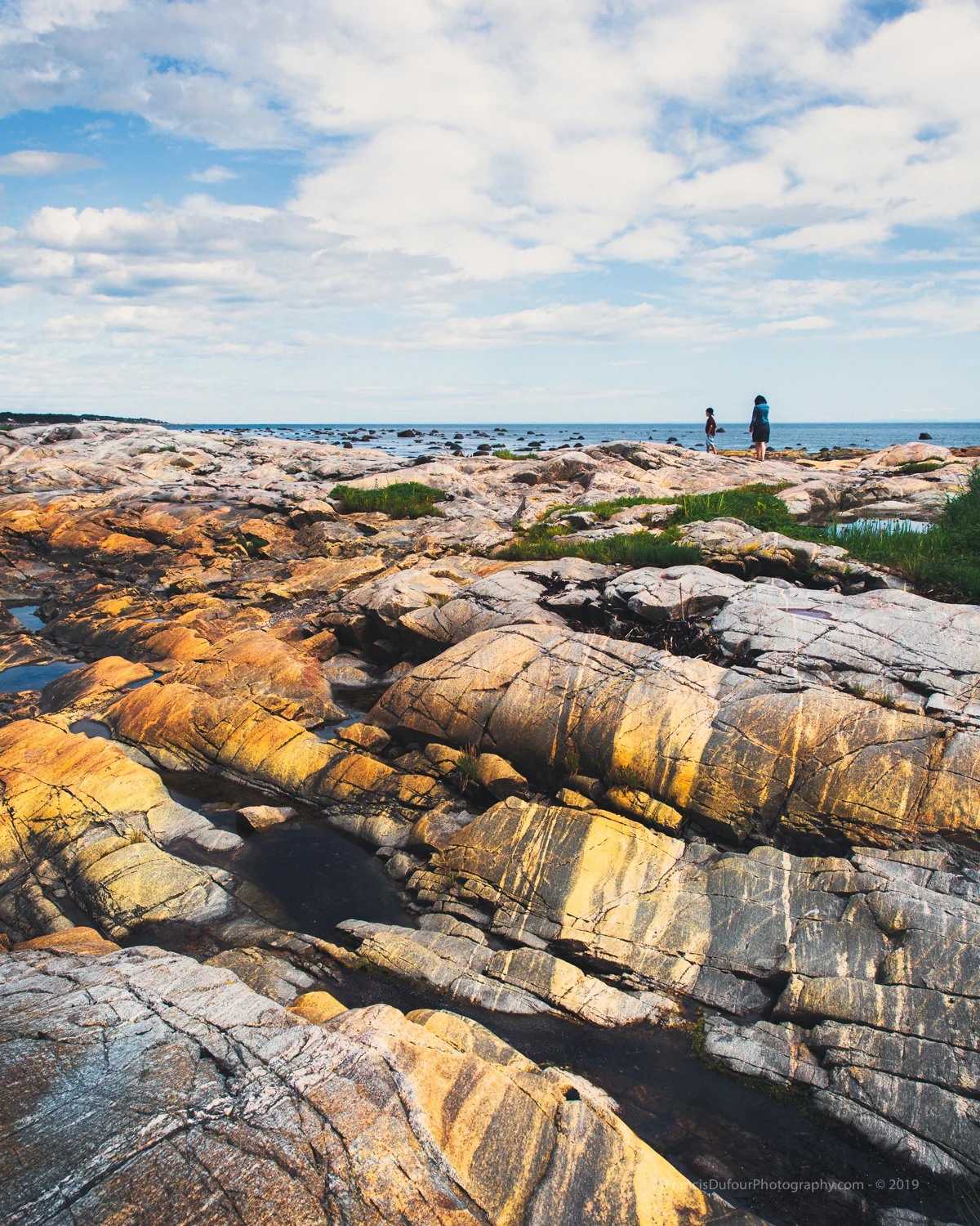 Les Escoumins (Côte-Nord, Québec, Canada) - FrancisDufour.ca.
.
.
.
.
. #wildernessculture #earthofficial #ladiesgoneglobal #modernoutdoors #greatnorthcollective #ig_landscape #venturelist #lifeadventure #lastingvisuals #justgoshoot #peoplescreatives #natgeoyourshot #landscapehunter #ourplanetdaily #landscapephotography #superhubs #bevisuallyinspired #enjoycanada #superhubs_shot #quebecnature #explorequebec