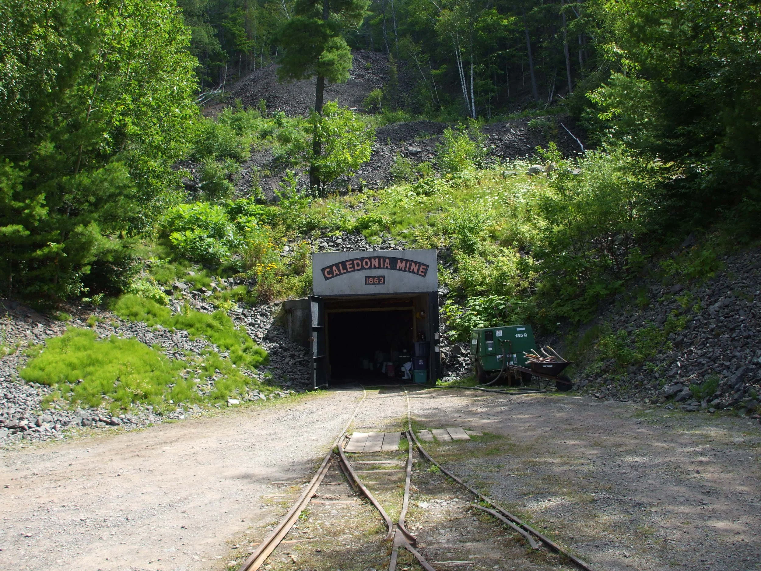 DSCF0142 2.JPG
