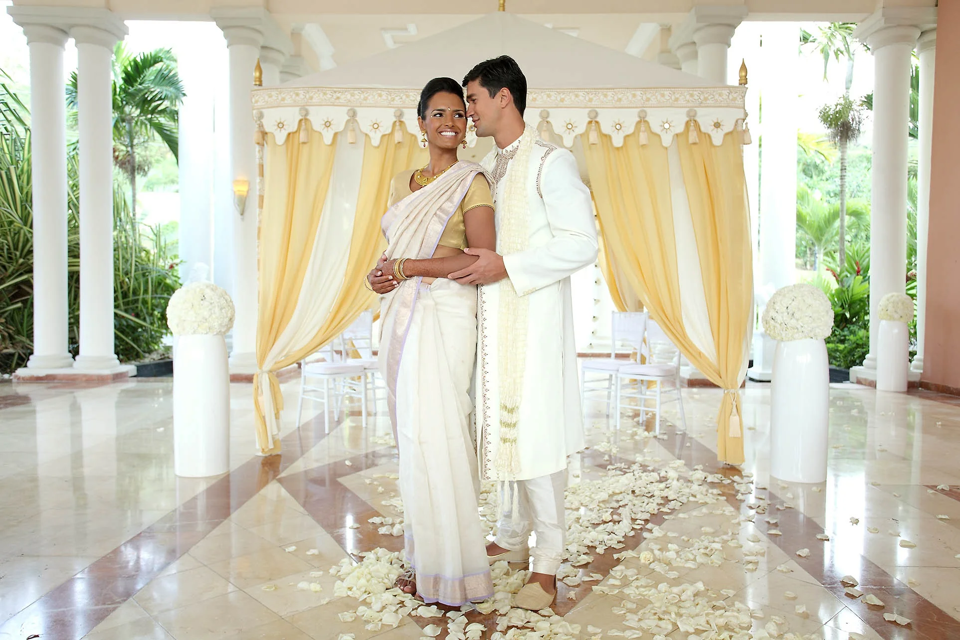 Raj Tents Grand Palladium Karen Bussen Indian Wedding Pergolas 3