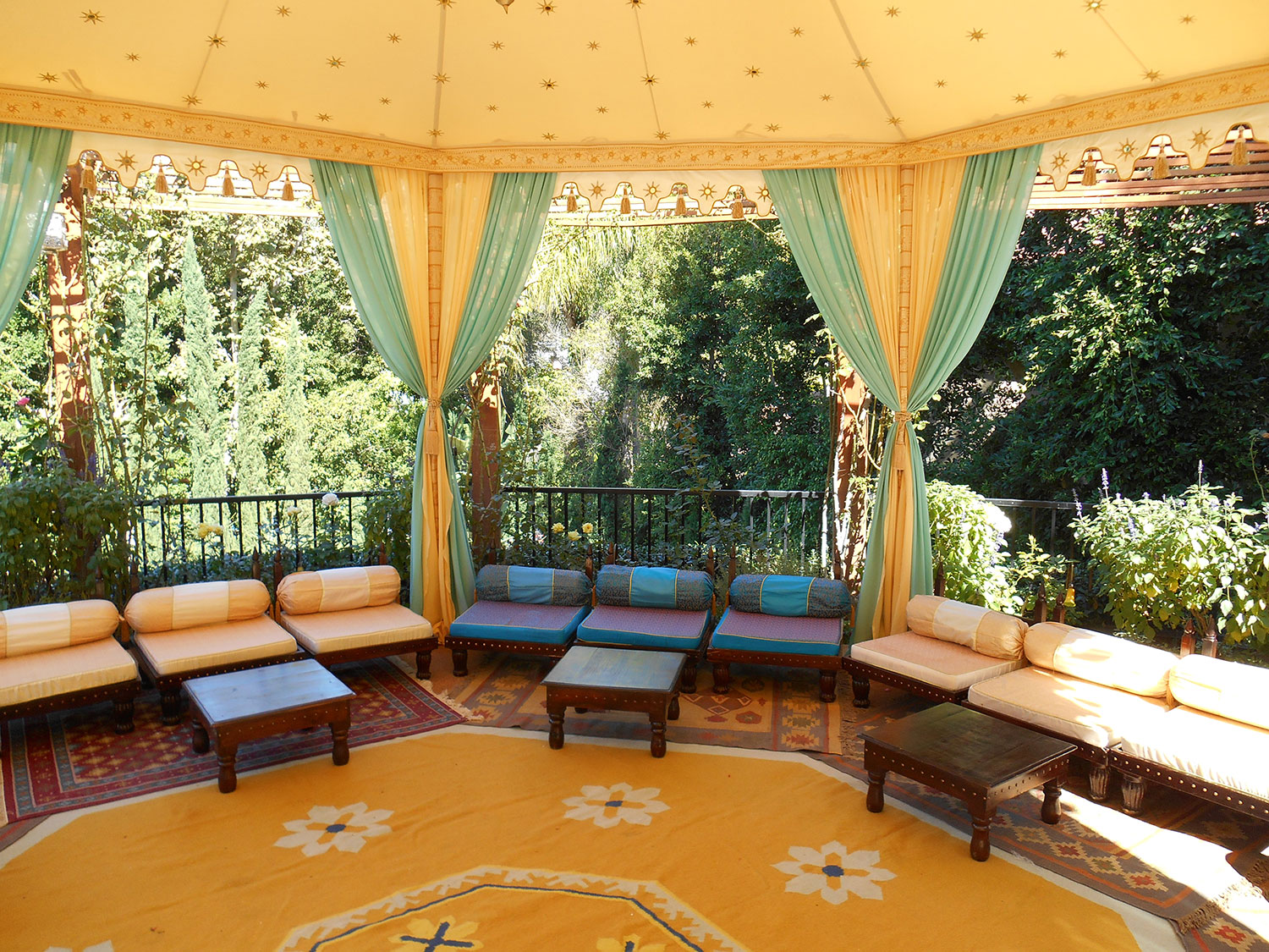 raj-tents-furniture-outdoor-green-lounge-space.jpg