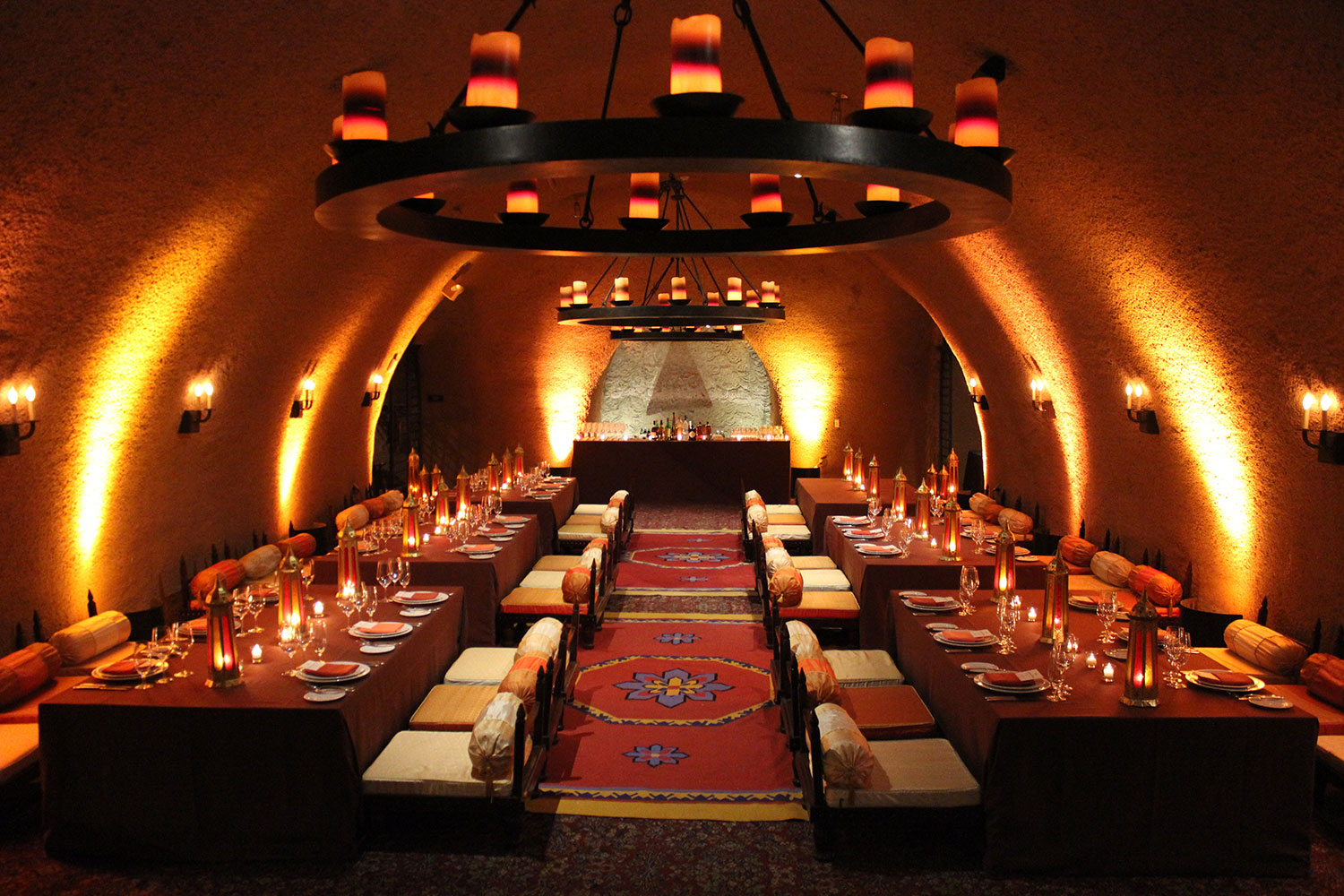 raj-tents-furniture-moroccan-cave-dinner.jpg