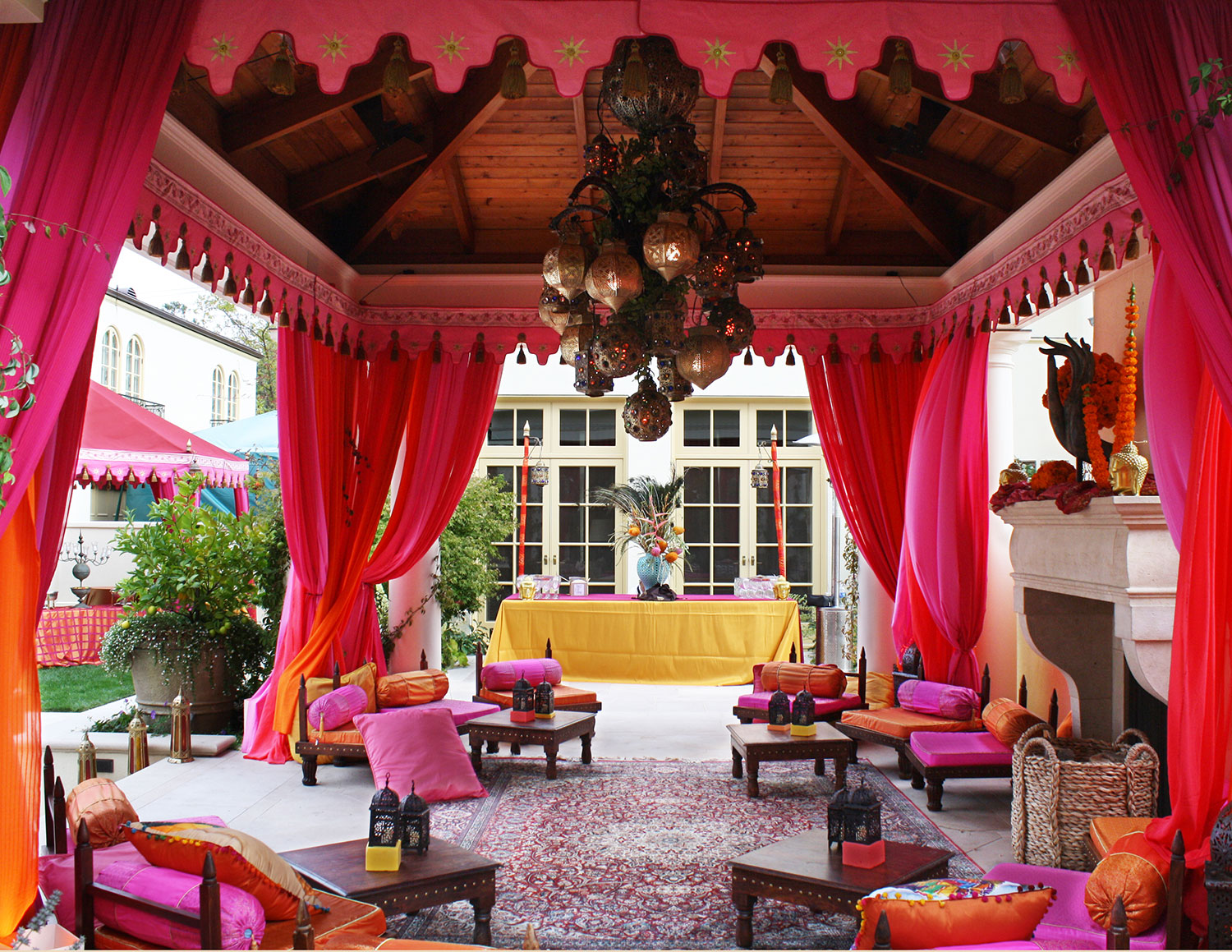raj-tents-lighting-clusters-lights.jpg