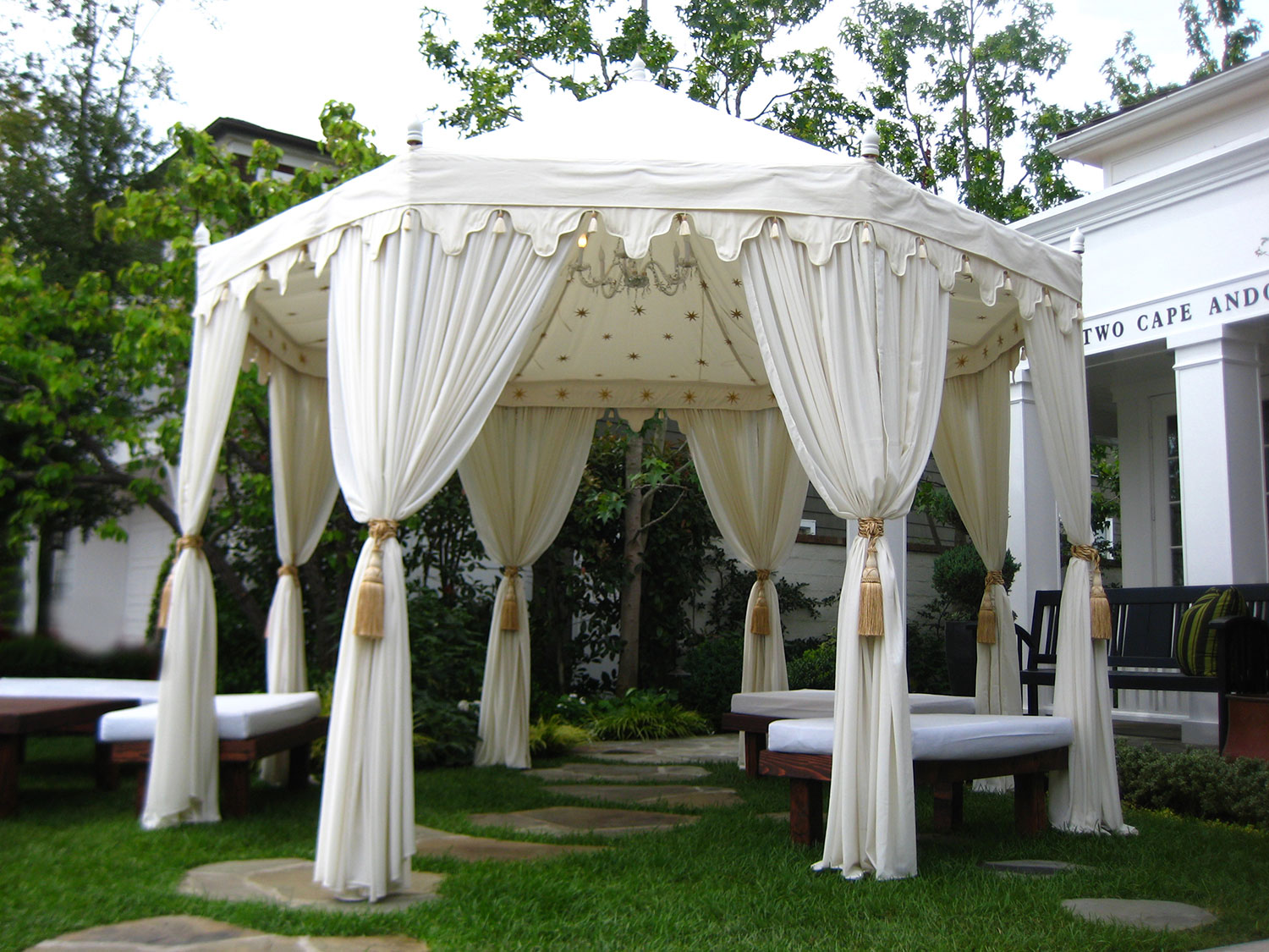 raj-tents-simply-stunning-pavilion-lounge.jpg