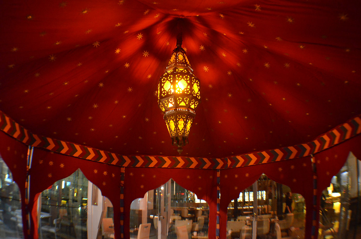 raj-tents-moroccan-theme-ottoman-pavilion-interior.jpg