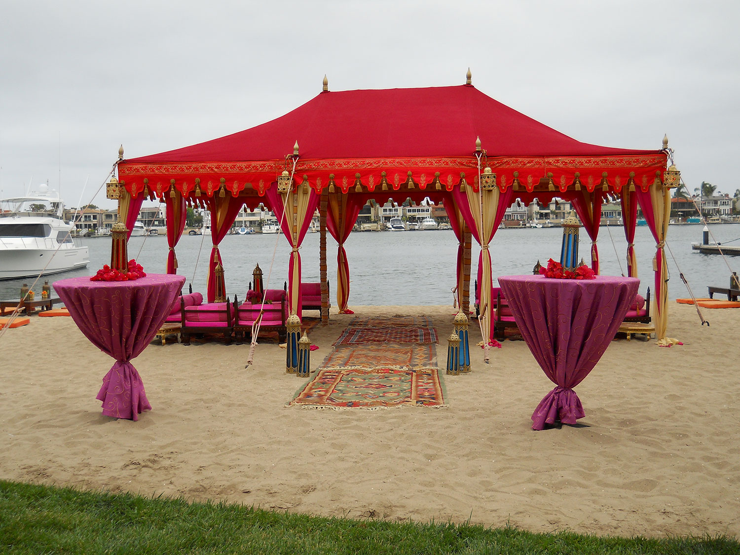 raj-tents-moroccan-theme-beach-raj.jpg