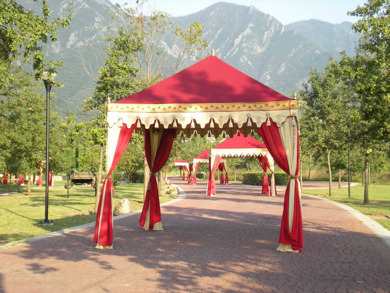 raj-tents-destination-events-pergola-mountains.jpg