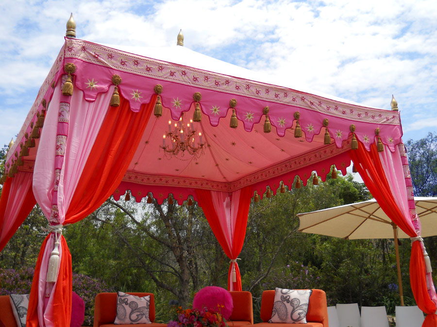 Raj Tents luxury tent Pergola WIPA Malibu 2011.jpg