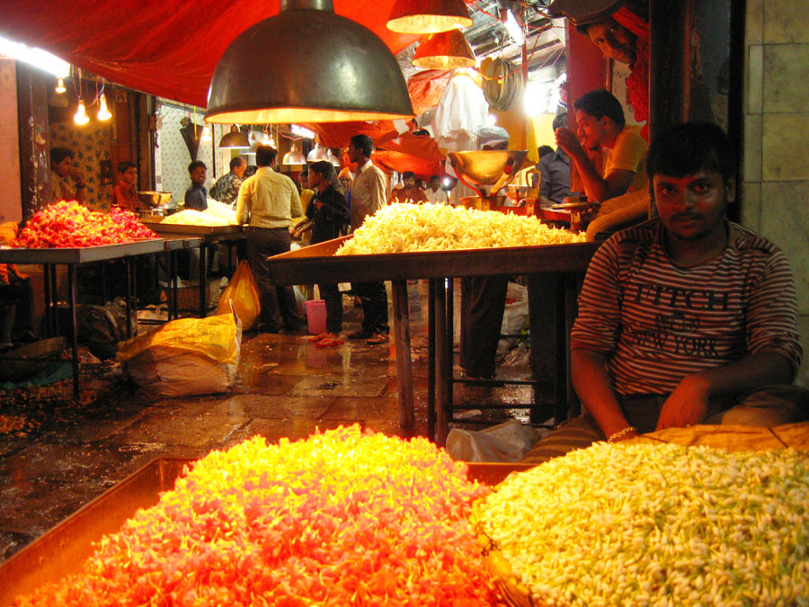 Mysore market flower vendors.jpg