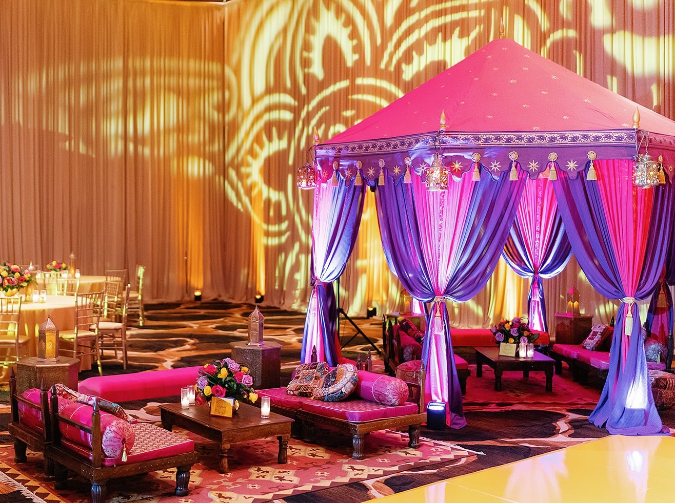 Pavilion Lounge in Ballroom.jpg