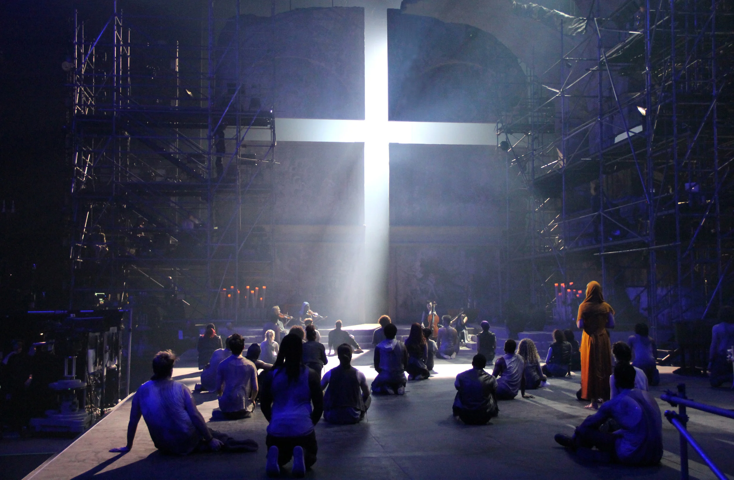 Jesus-Christ-Superstar-Act-10-Crucifixion-04.jpg