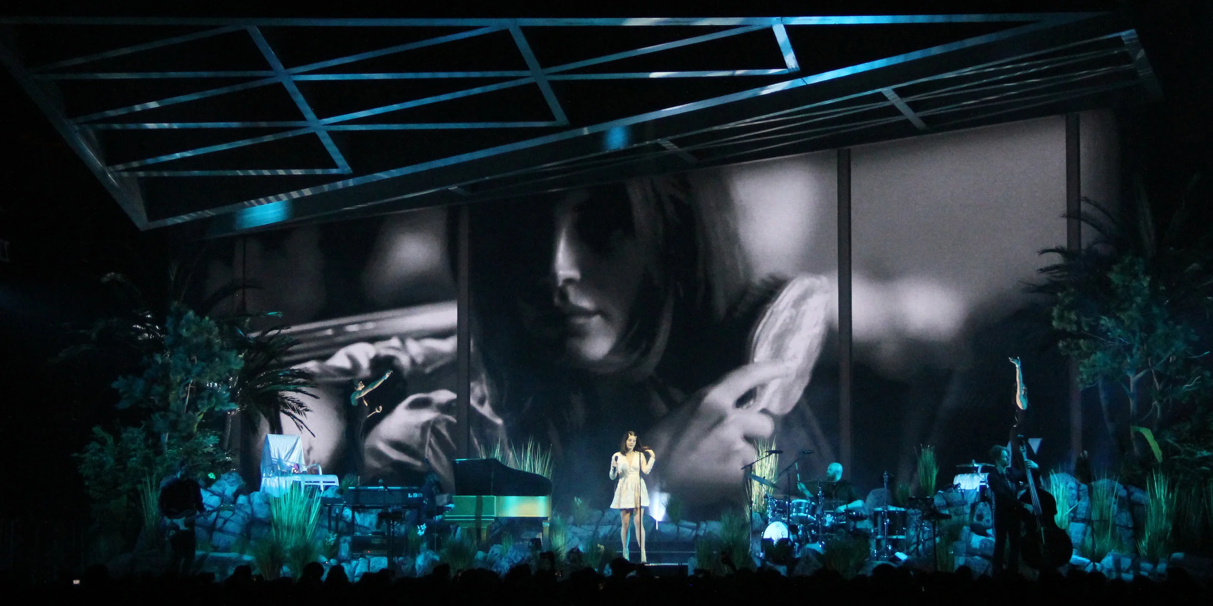 LANA DEL REY (WORLD TOUR)
