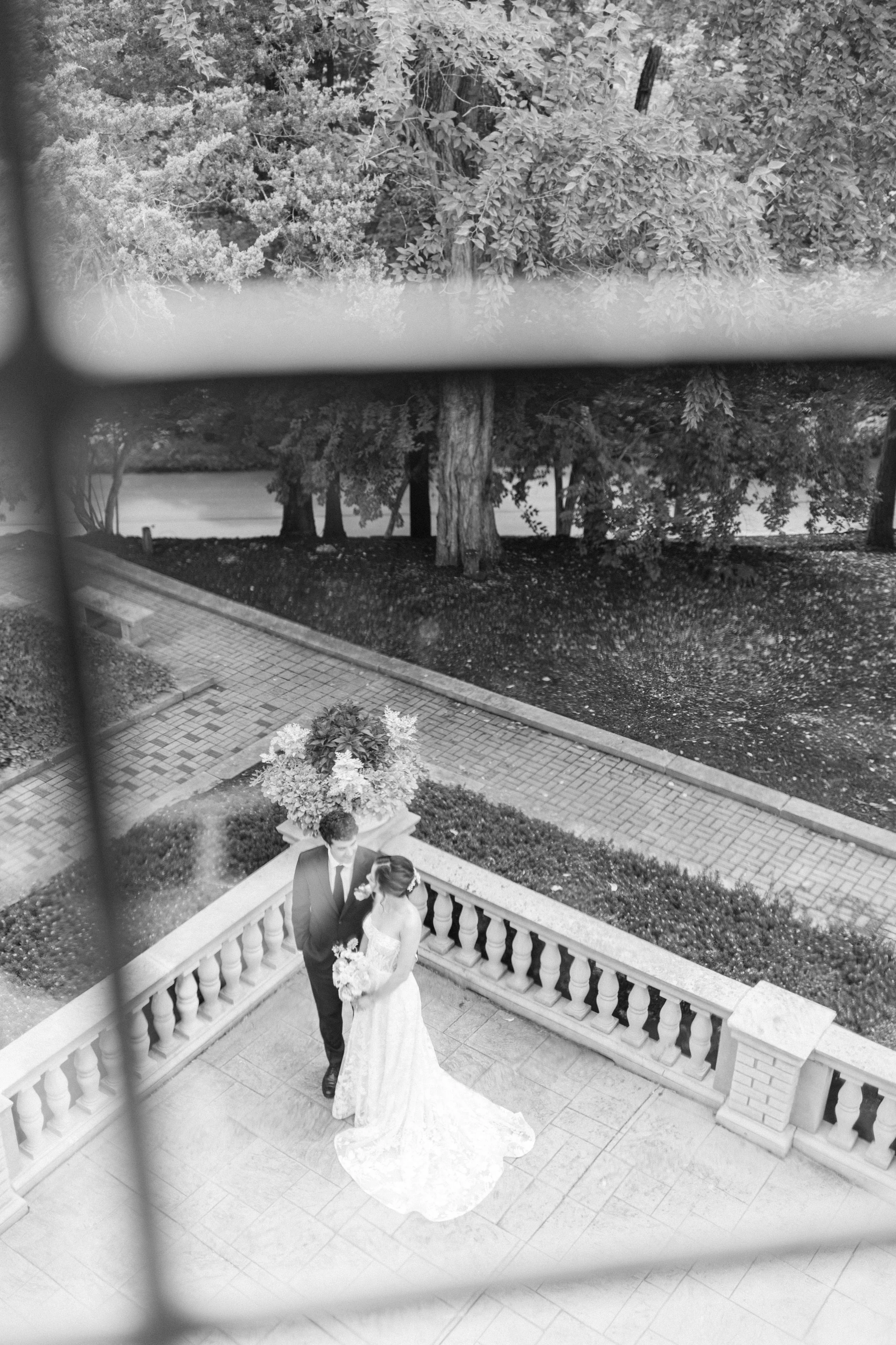 Kristen Bowen Photography, Indianapolis Wedding Photographer, Laurel Hall Wedding, Bride and groom portraits